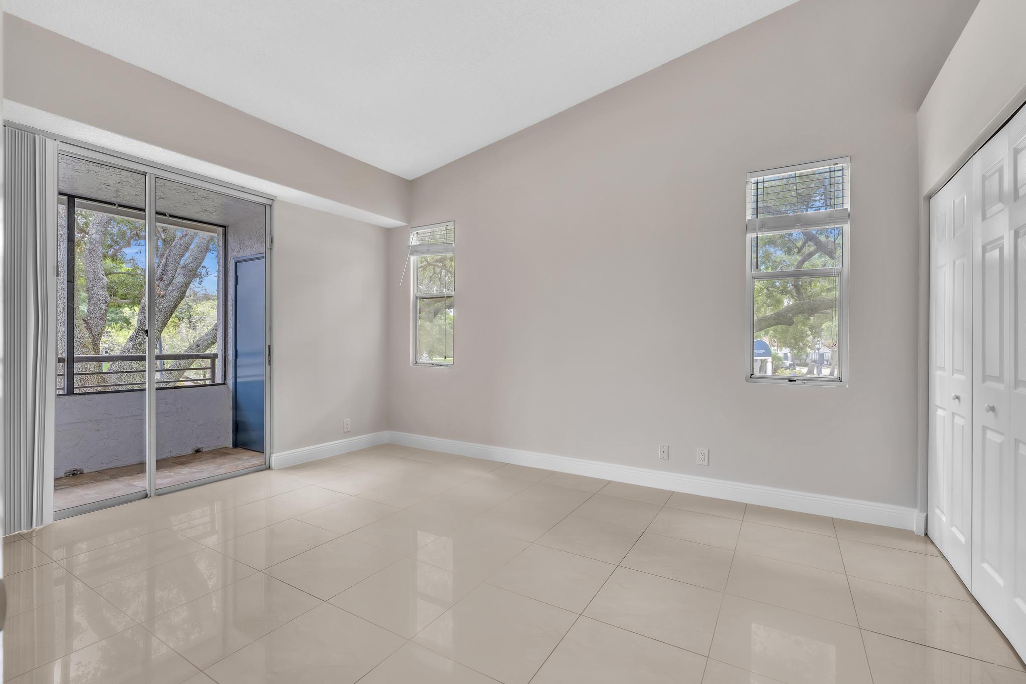 COCO PARC CONDO - Residential