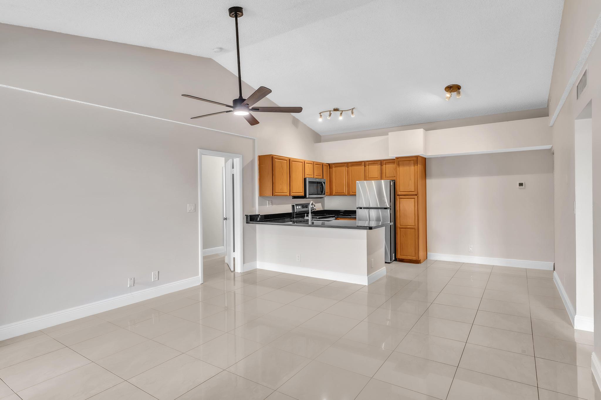 COCO PARC CONDO - Residential