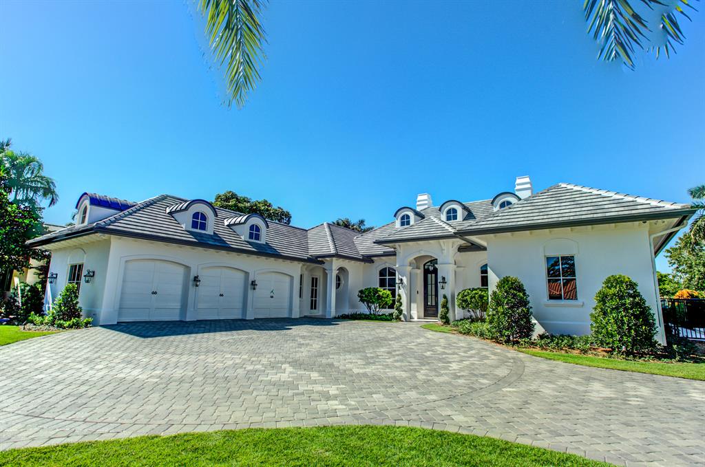ROYAL PALM YACHT & COUNTRY CLUB - Residential