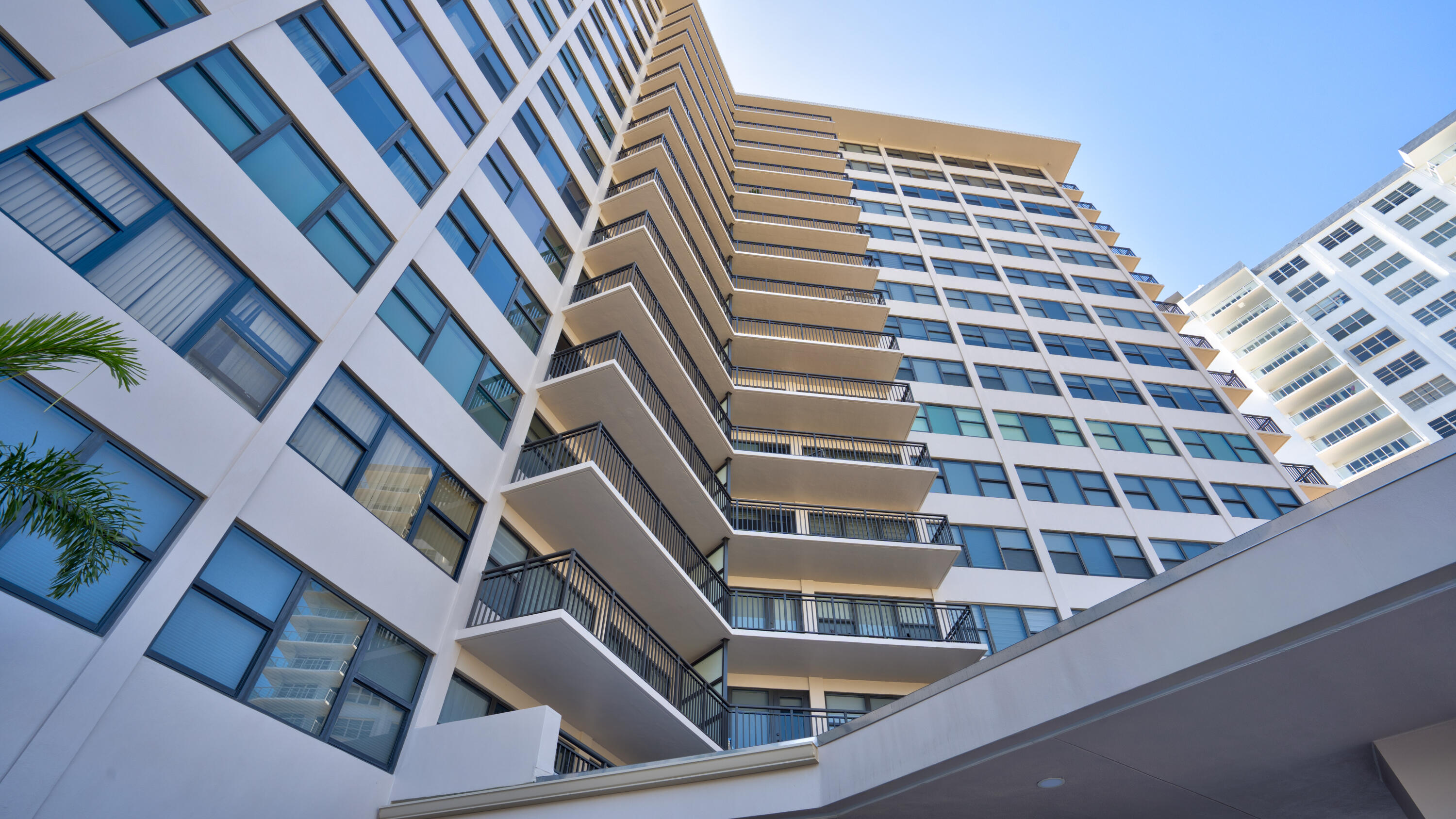GALT OCEAN CLUB CONDO - Residential
