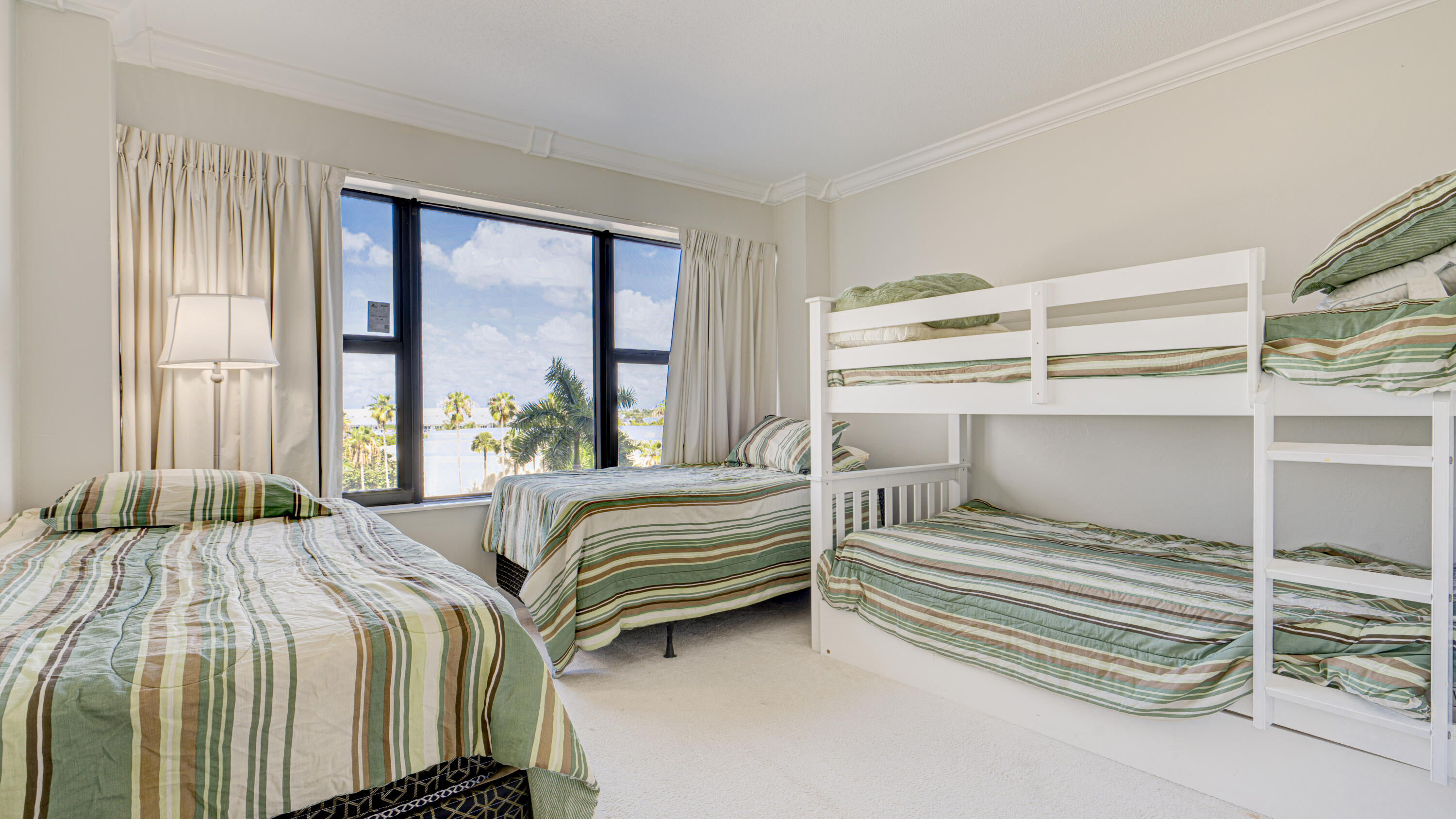 GALT OCEAN CLUB CONDO - Residential