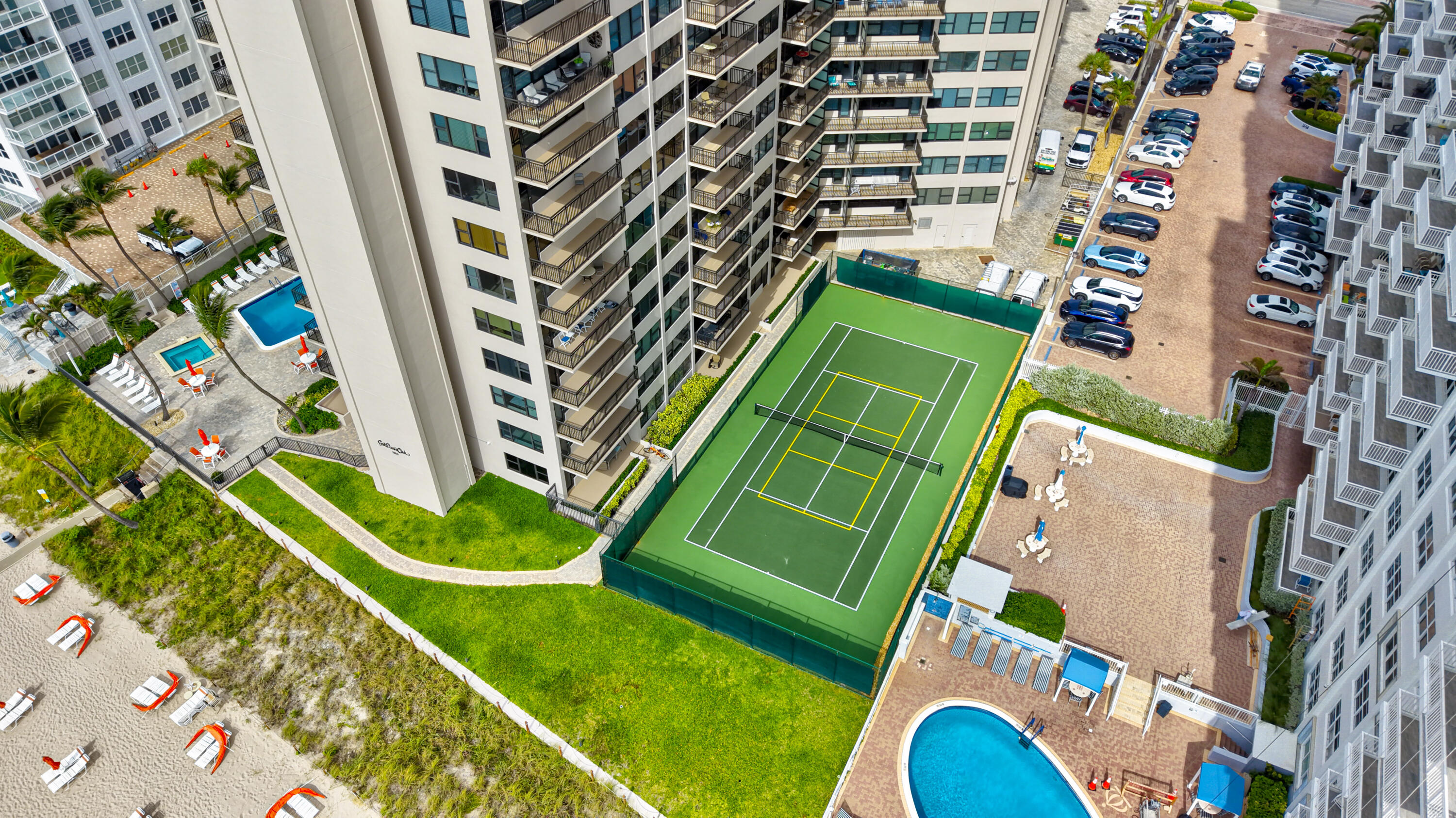 GALT OCEAN CLUB CONDO - Residential