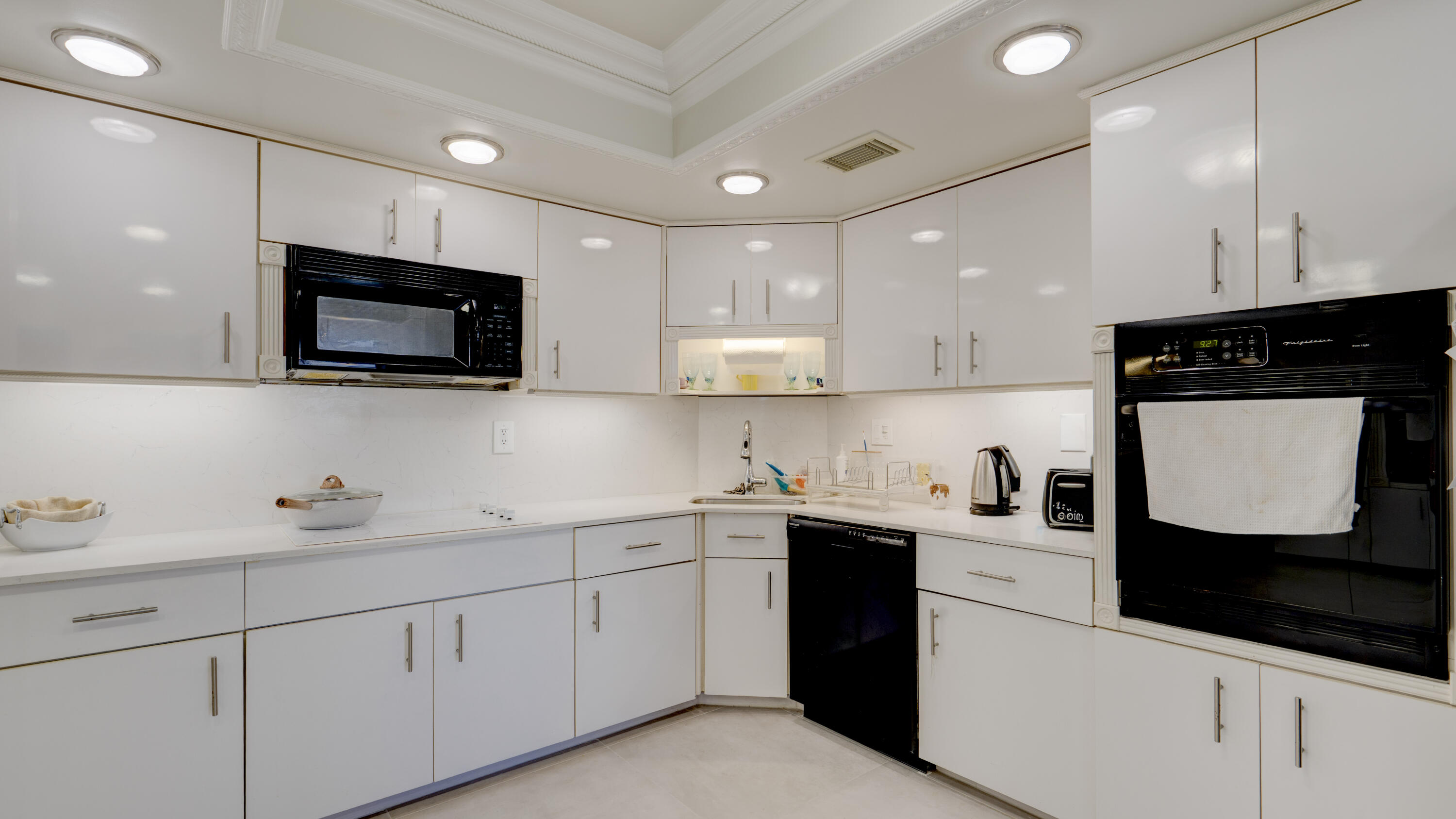 GALT OCEAN CLUB CONDO - Residential