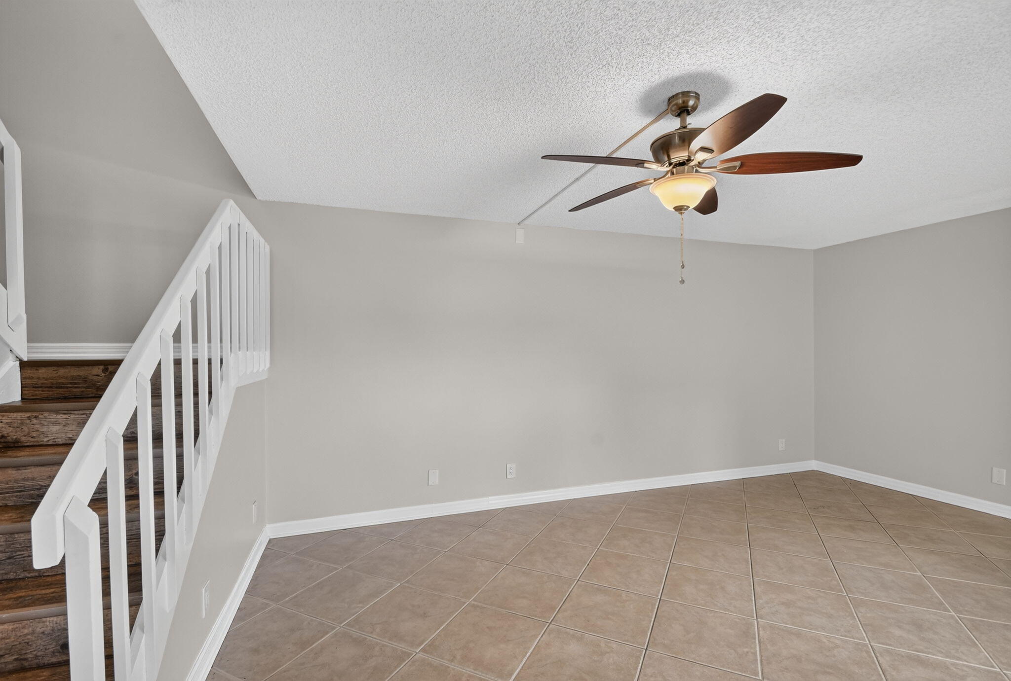 SPRINGDALE HOMES - Residential Lease