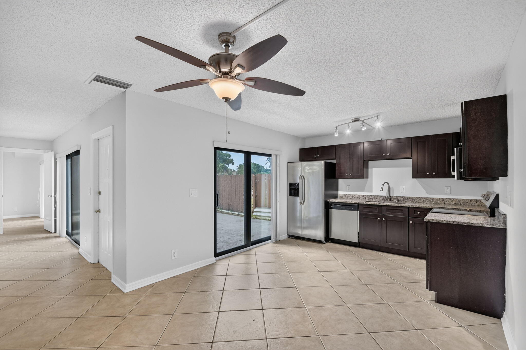 SPRINGDALE HOMES - Residential Lease
