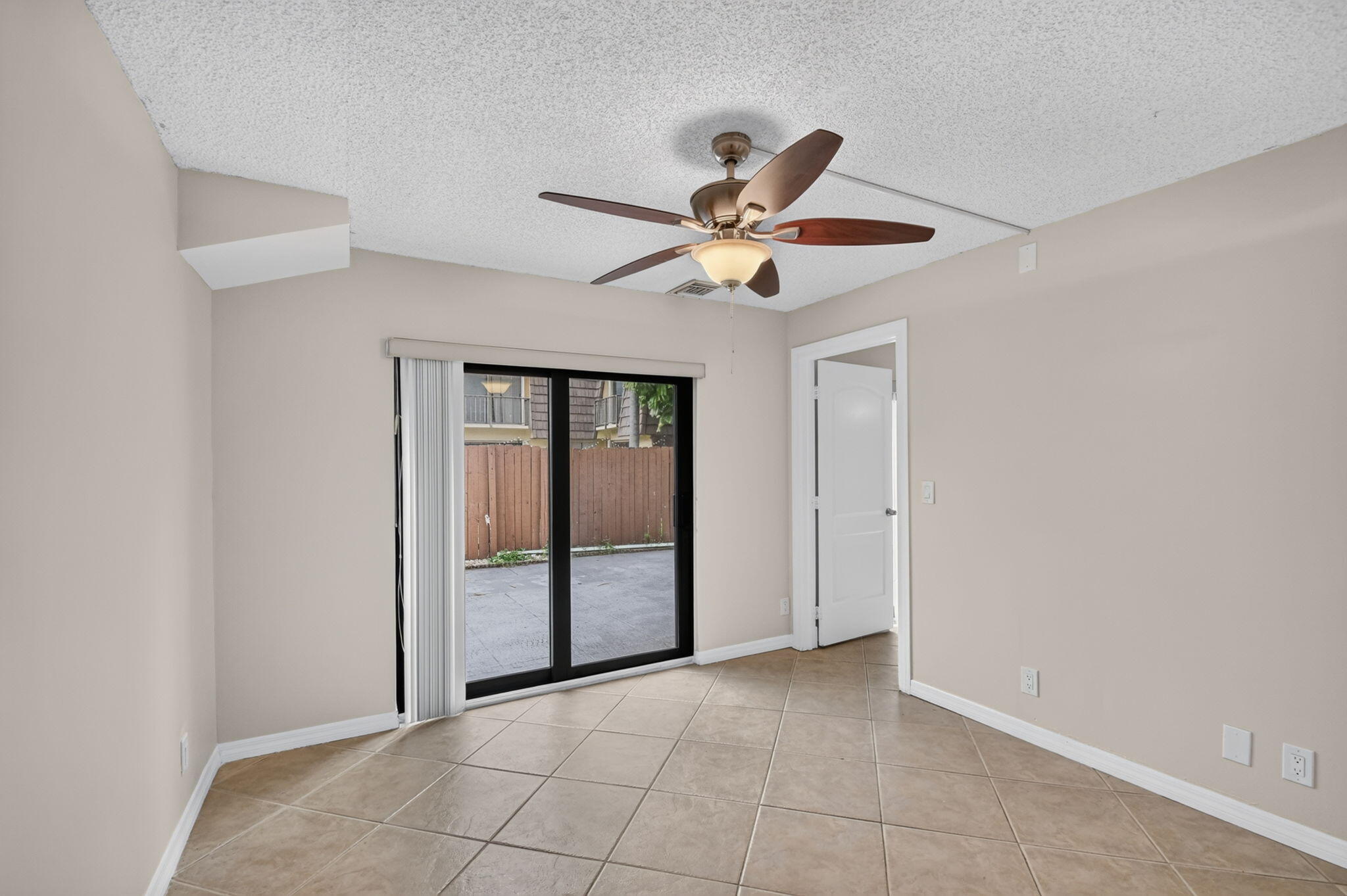 SPRINGDALE HOMES - Residential Lease
