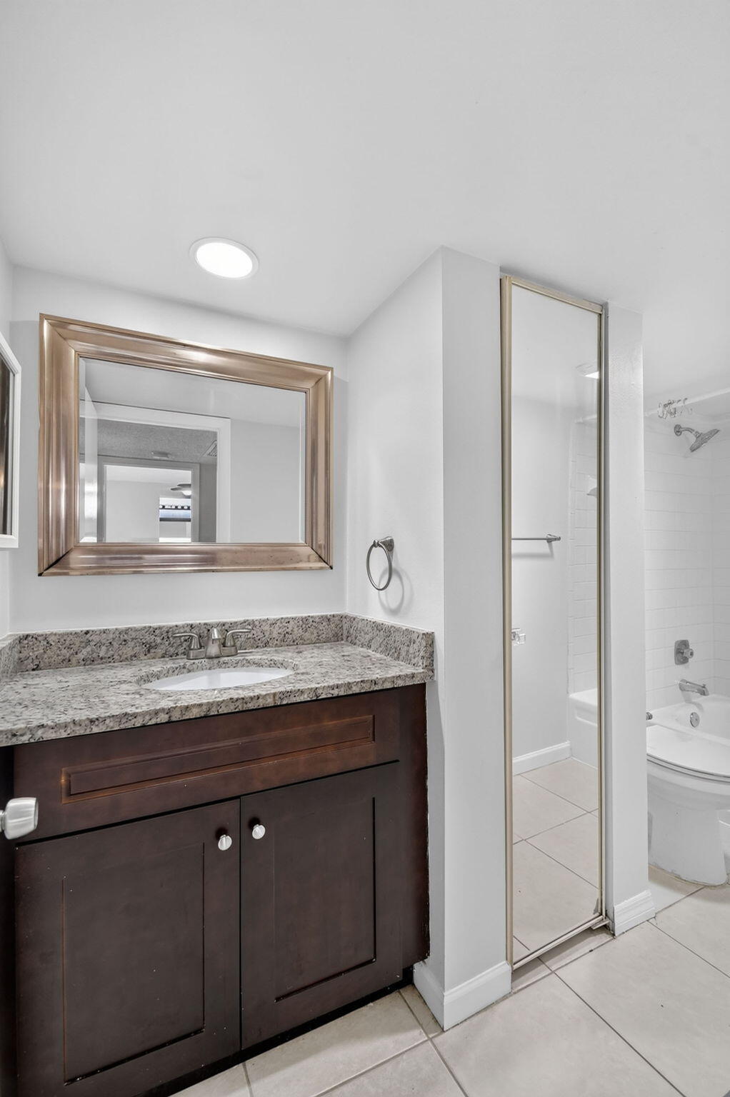 SPRINGDALE HOMES - Residential Lease