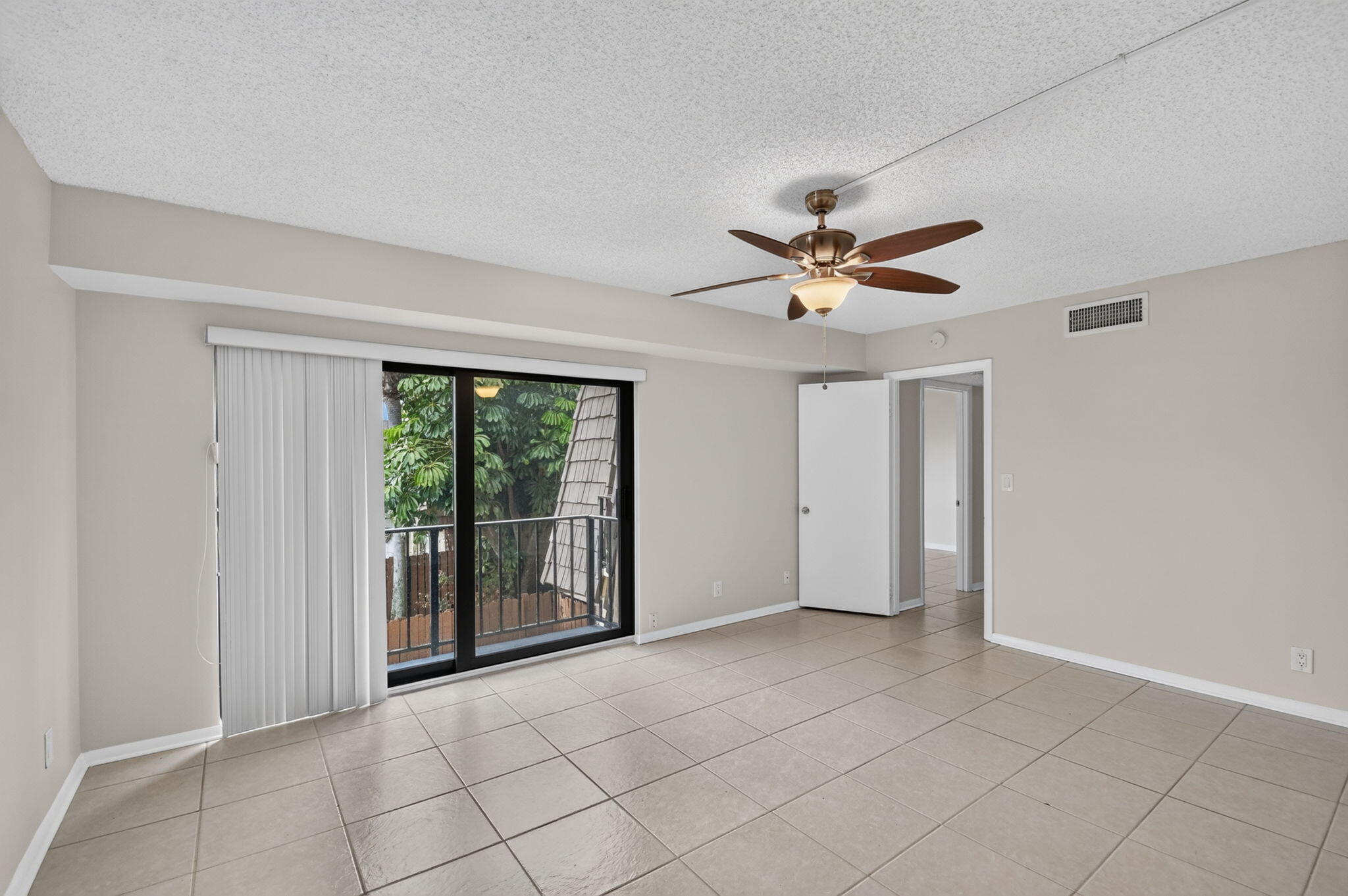 SPRINGDALE HOMES - Residential Lease