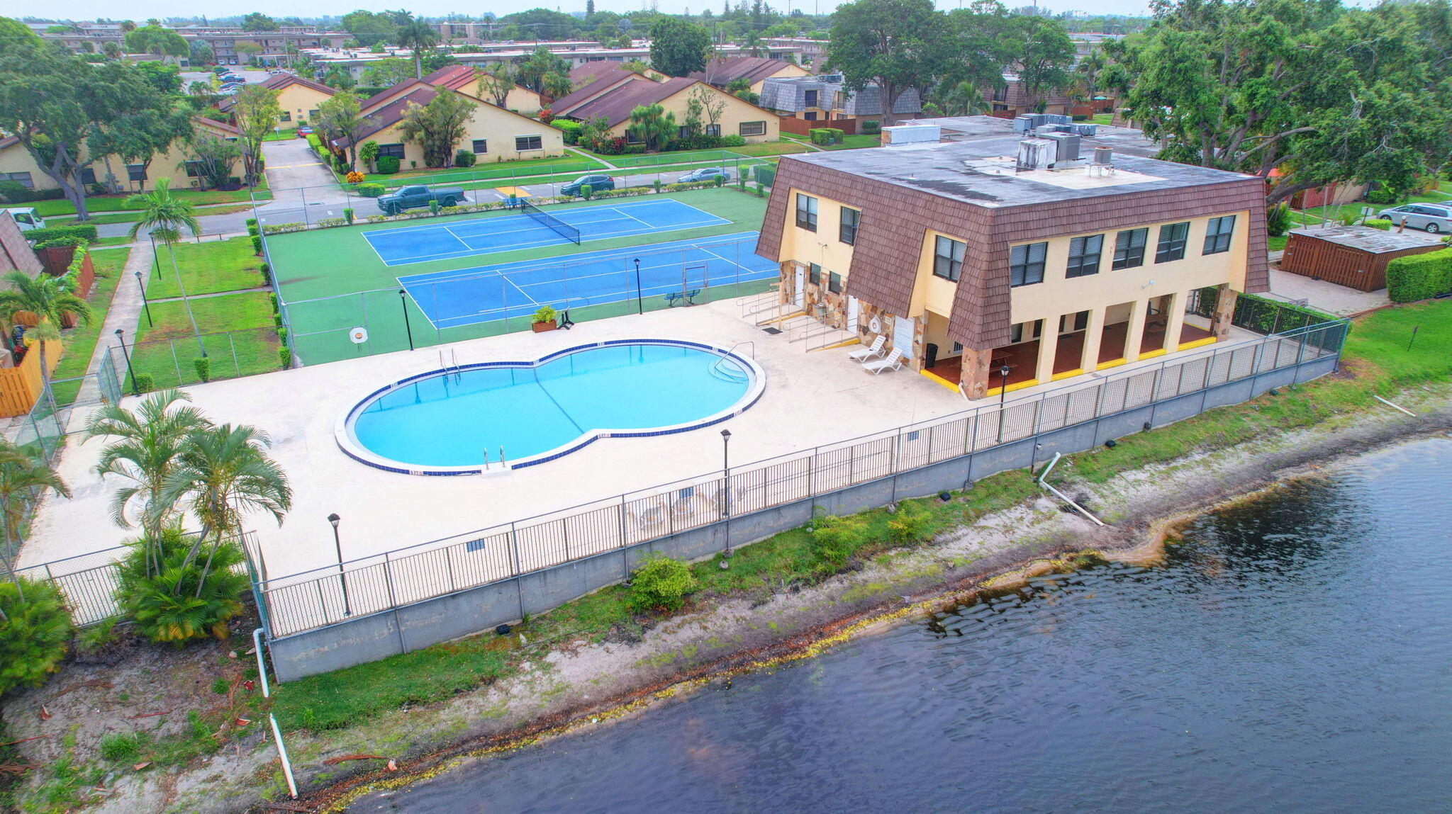 SPRINGDALE HOMES - Residential Lease