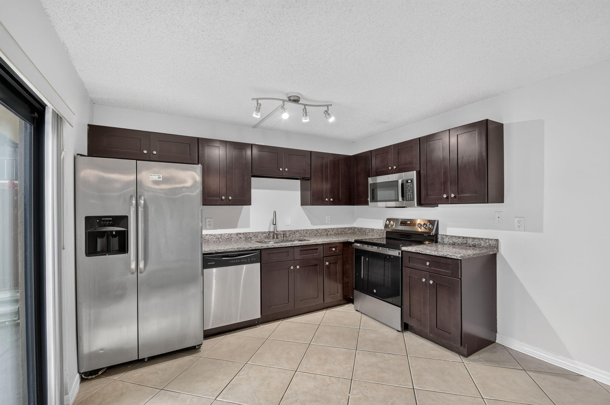 SPRINGDALE HOMES - Residential Lease