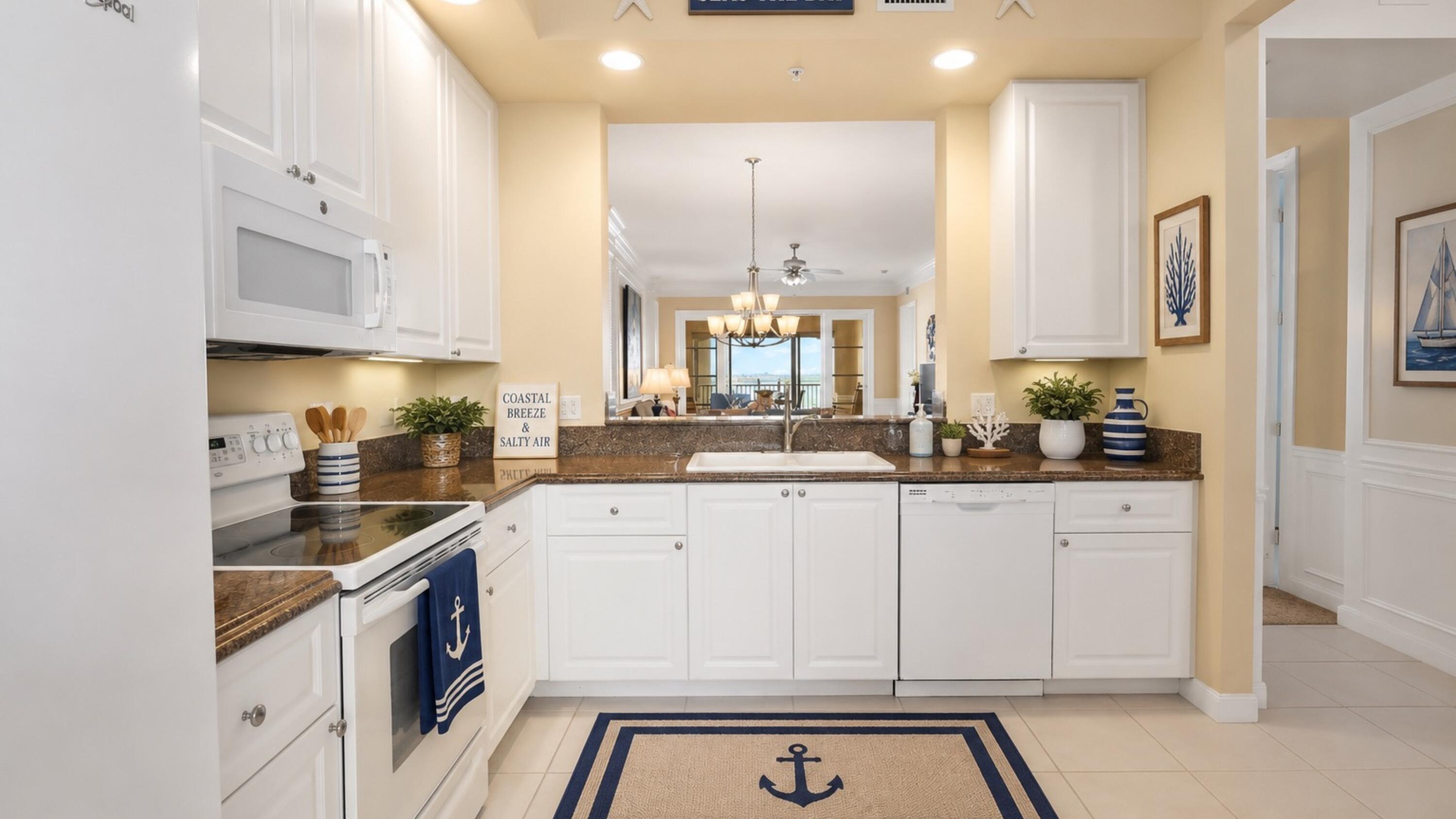 HARBOUR ISLE AT HUTCHINSON ISLAND EAST - Residential