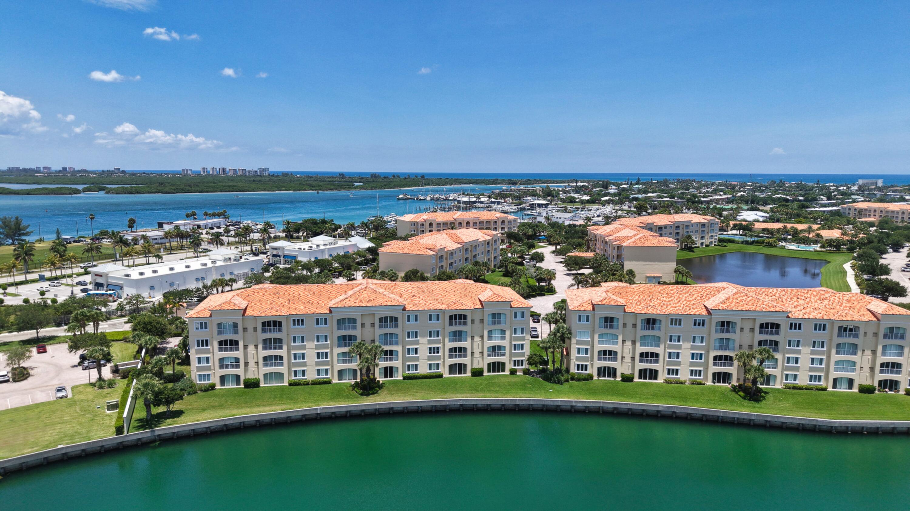 HARBOUR ISLE AT HUTCHINSON ISLAND EAST - Residential