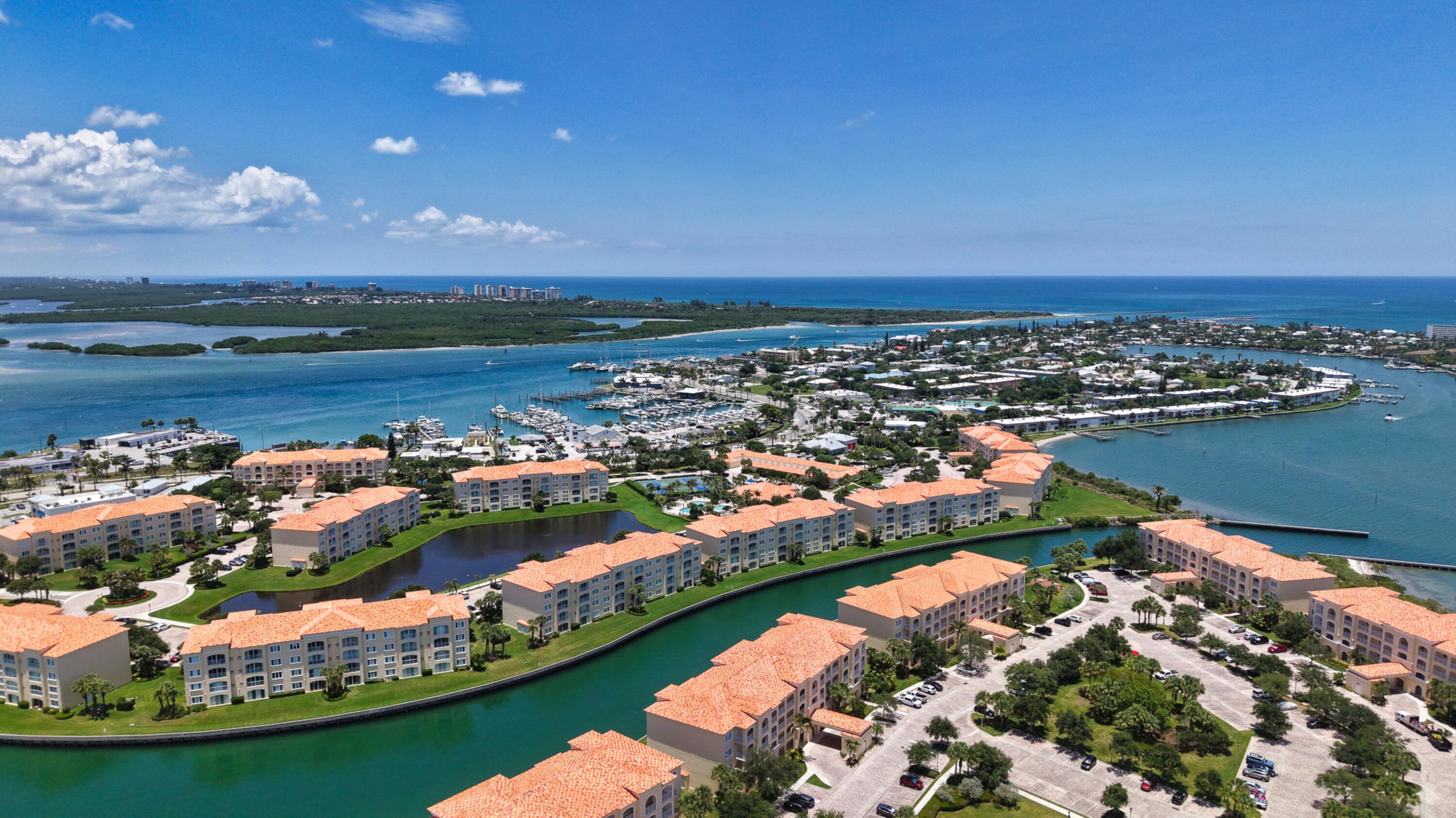 HARBOUR ISLE AT HUTCHINSON ISLAND EAST - Residential