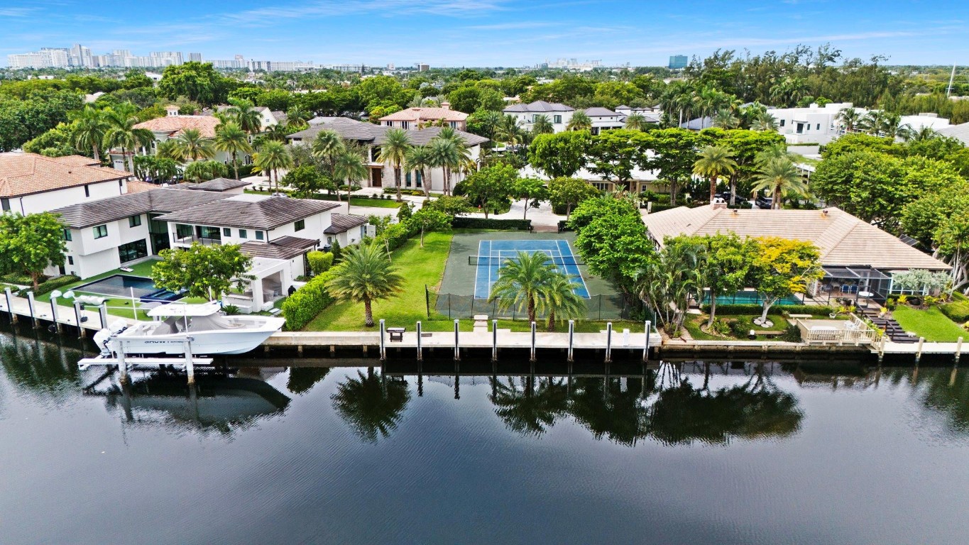 BAY COLONY SECTION OF THE - Land