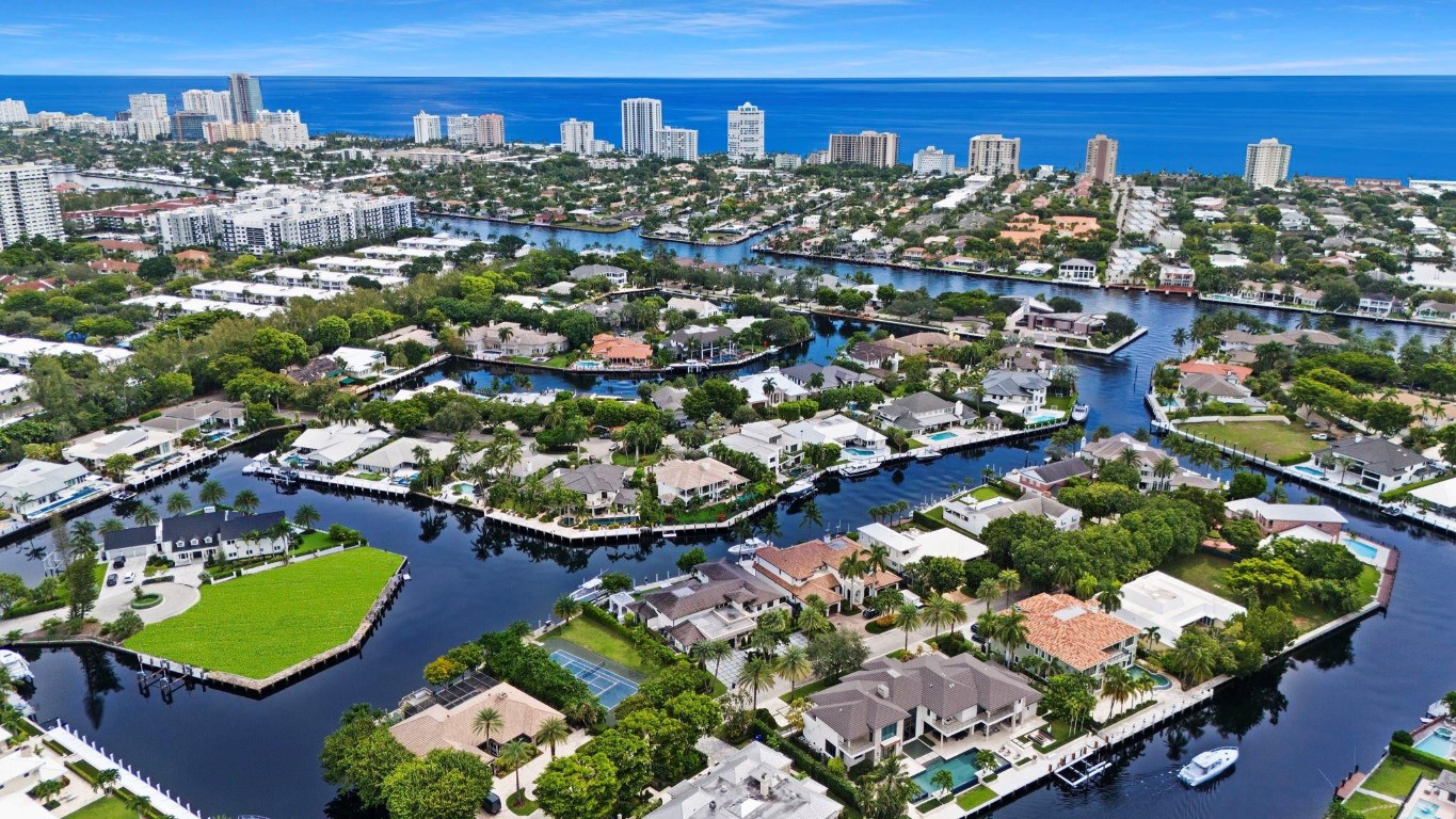 BAY COLONY SECTION OF THE - Land