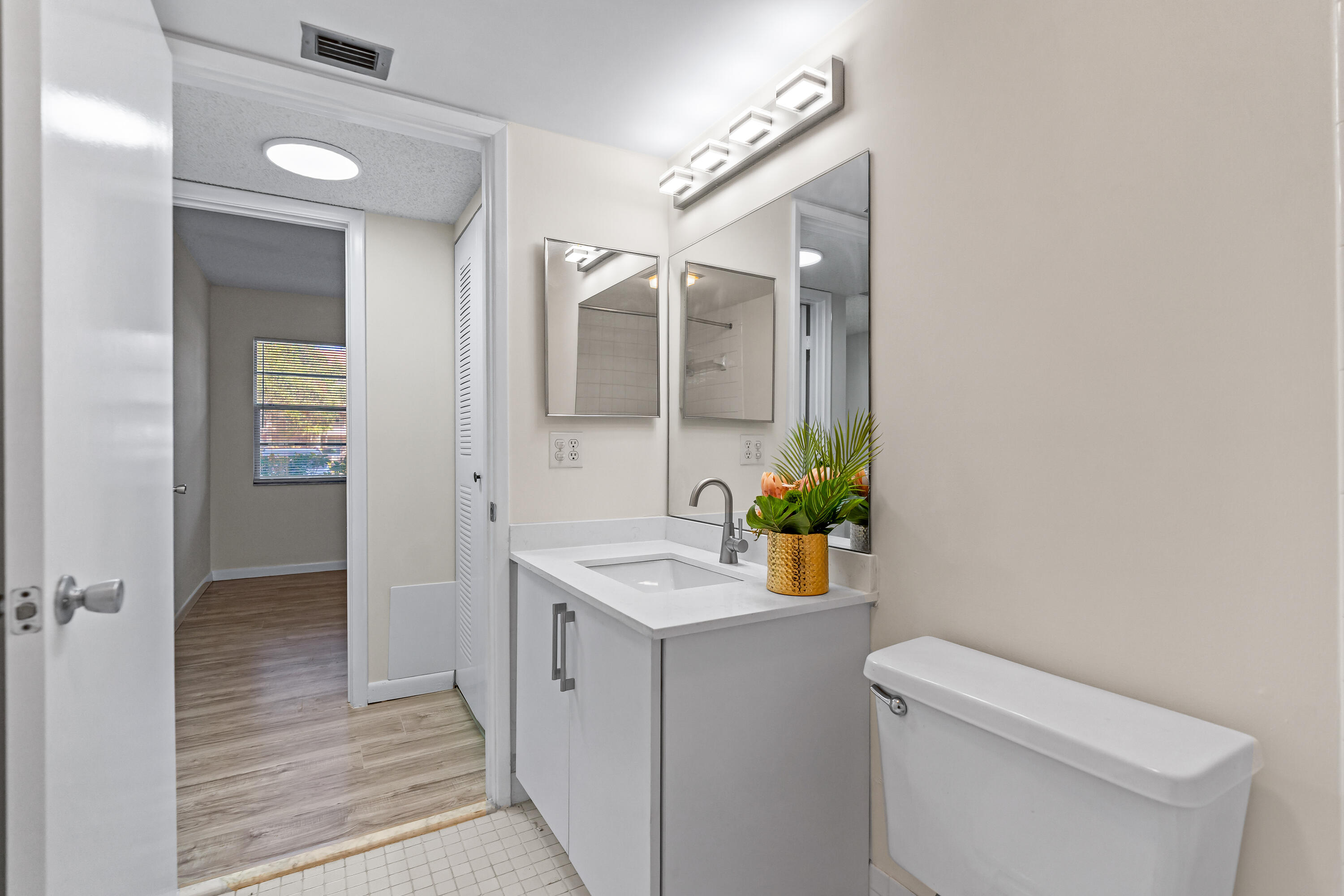 CAMBRIDGE AT CENTURY VILLAGE - Residential