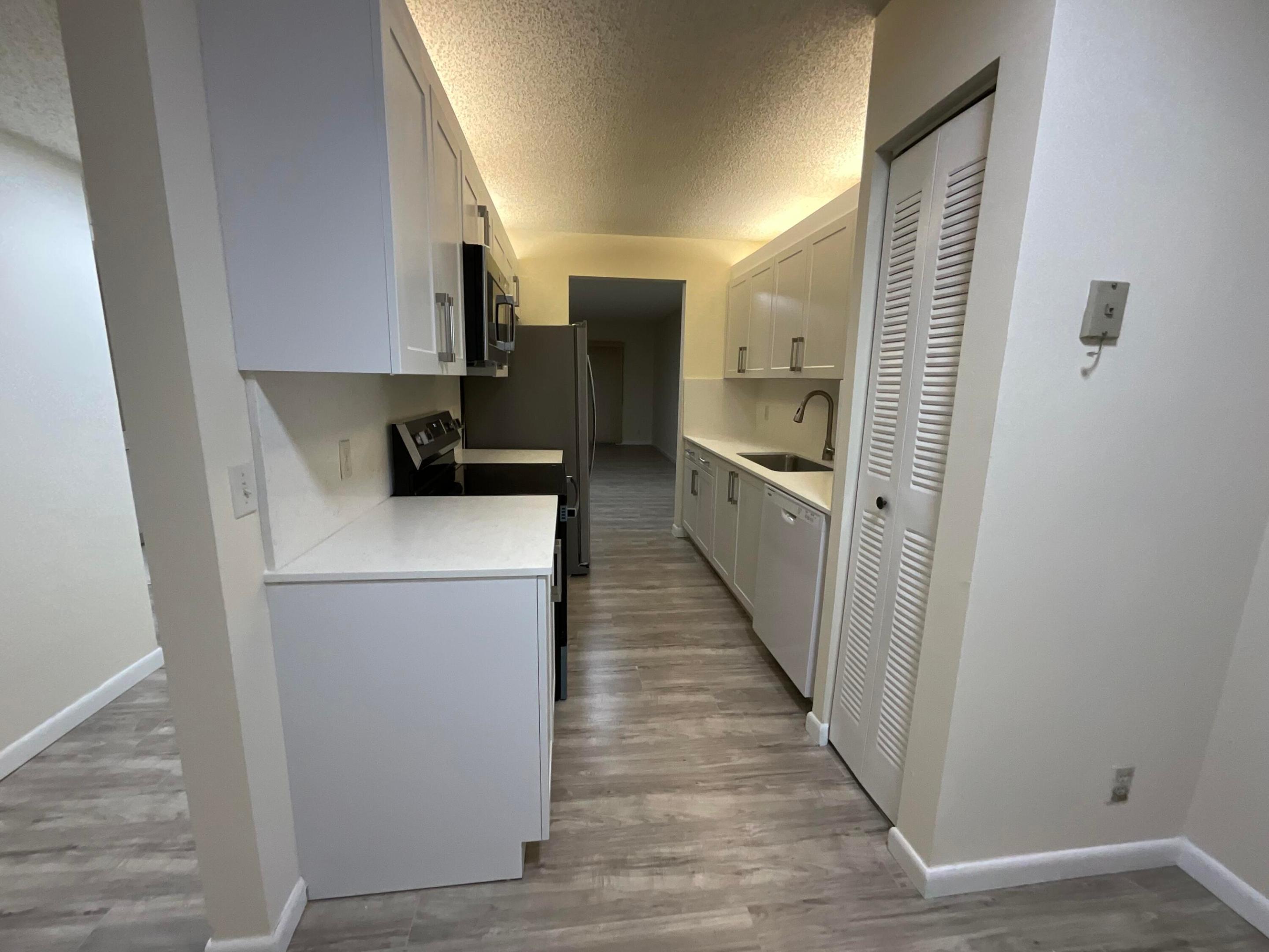 CAMBRIDGE AT CENTURY VILLAGE - Residential