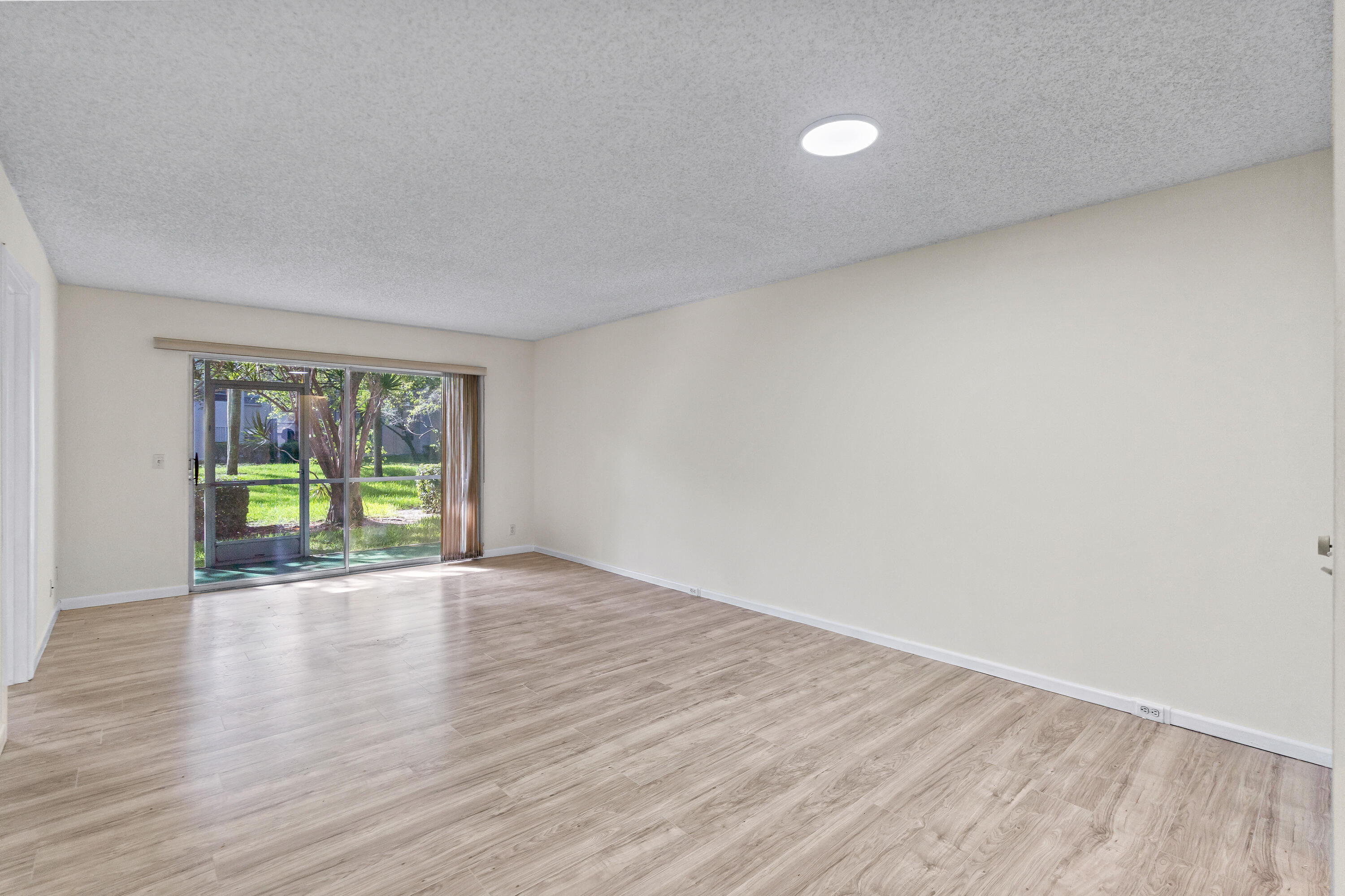 CAMBRIDGE AT CENTURY VILLAGE - Residential