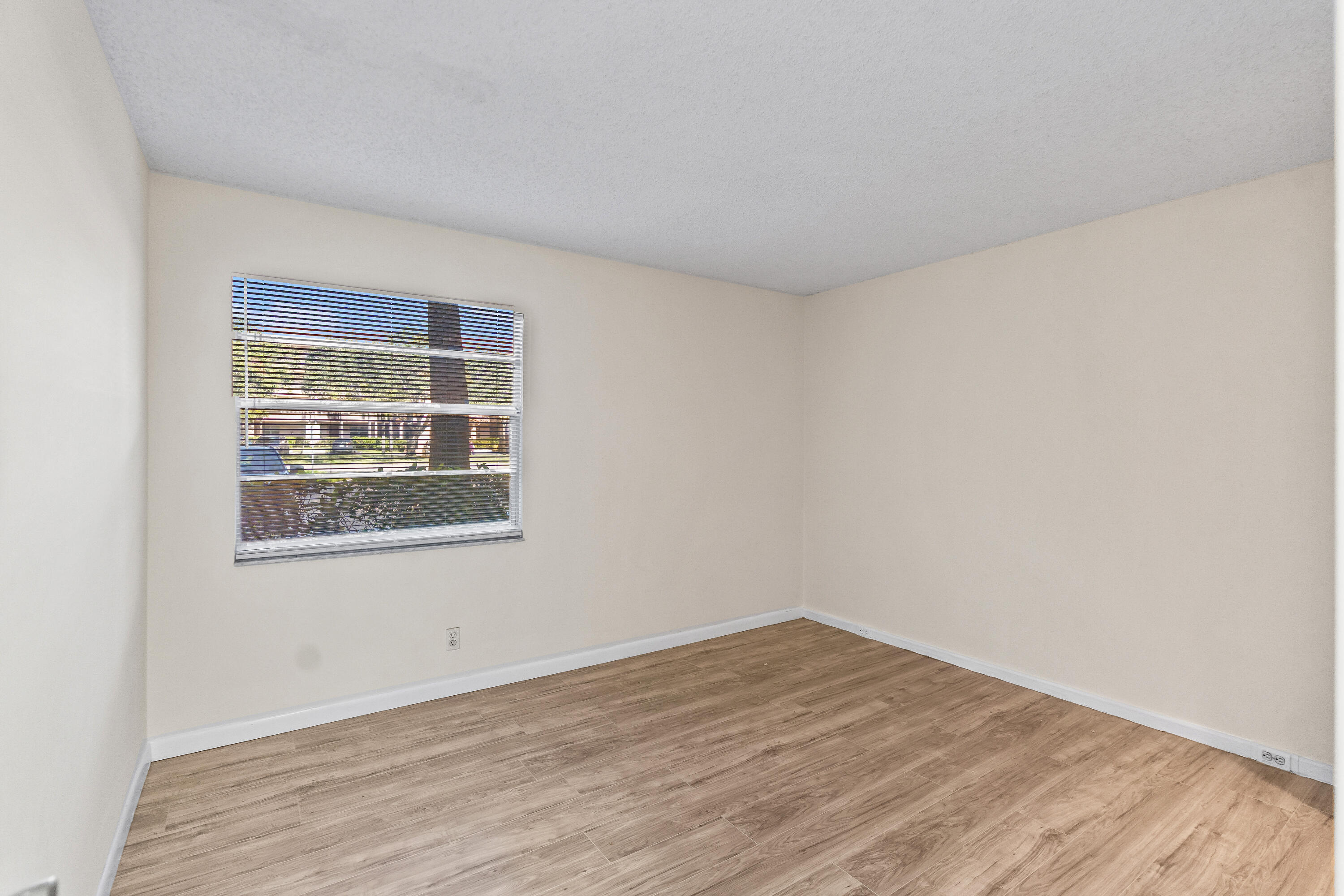CAMBRIDGE AT CENTURY VILLAGE - Residential