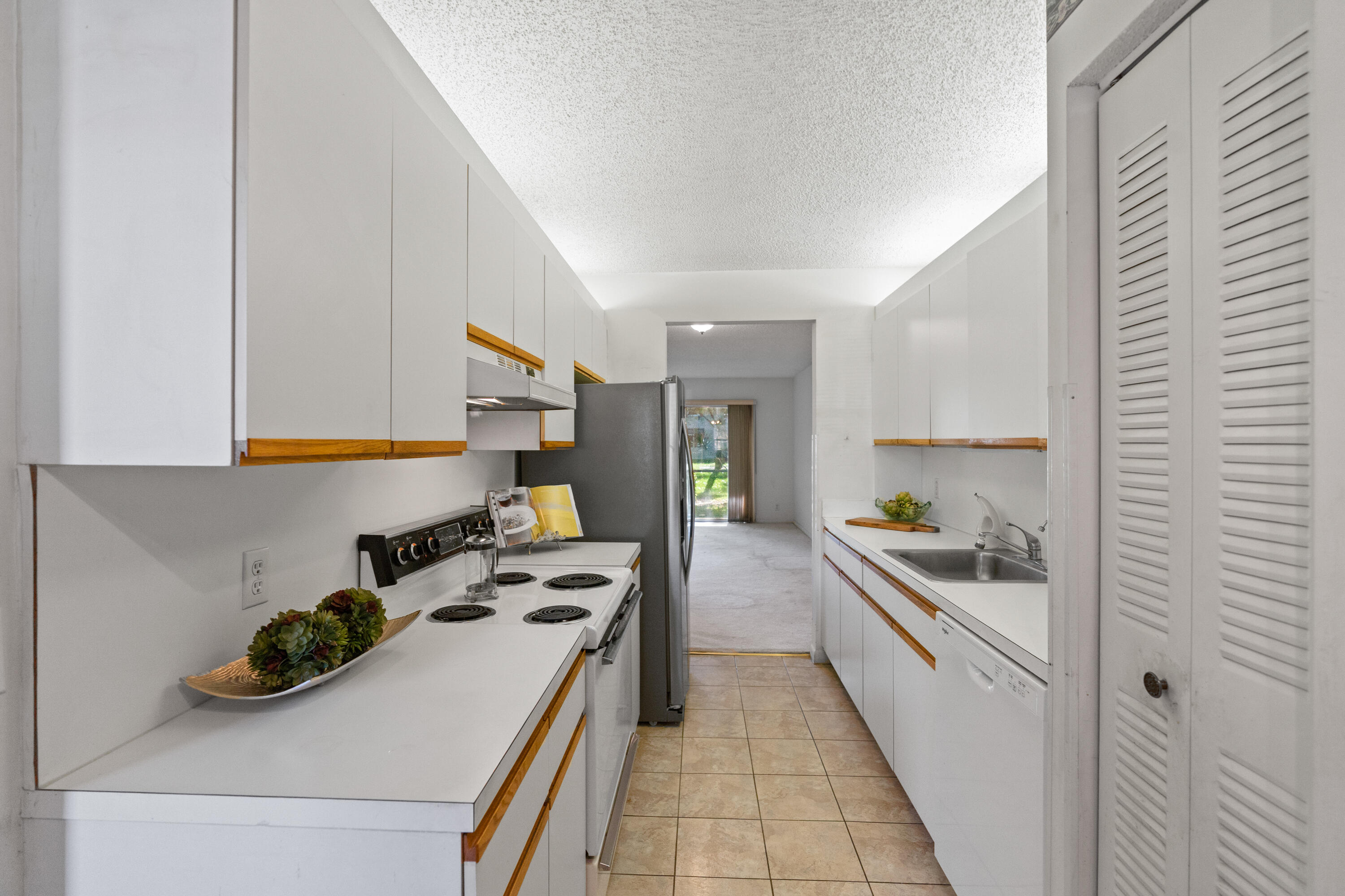 CAMBRIDGE AT CENTURY VILLAGE - Residential