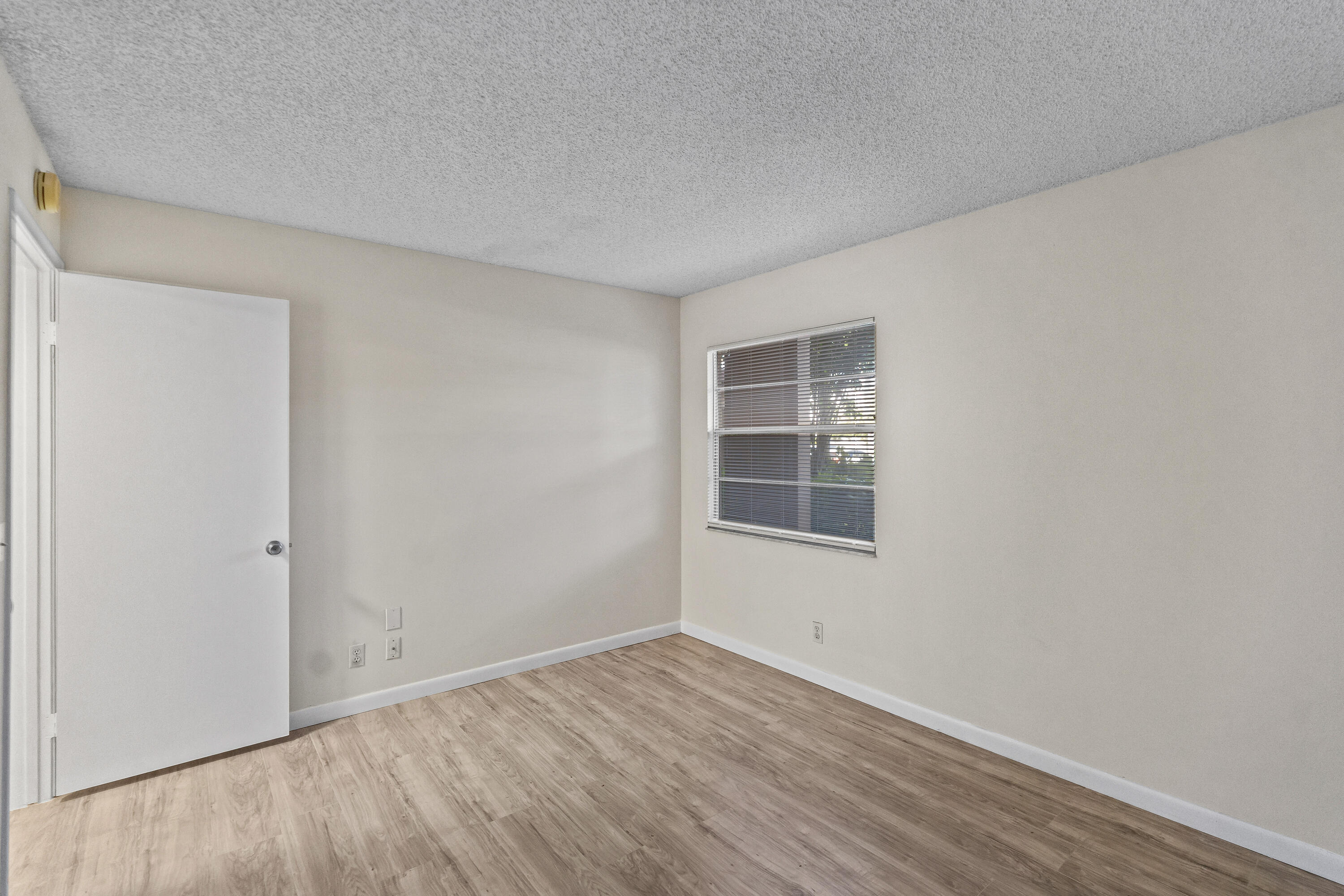 CAMBRIDGE AT CENTURY VILLAGE - Residential