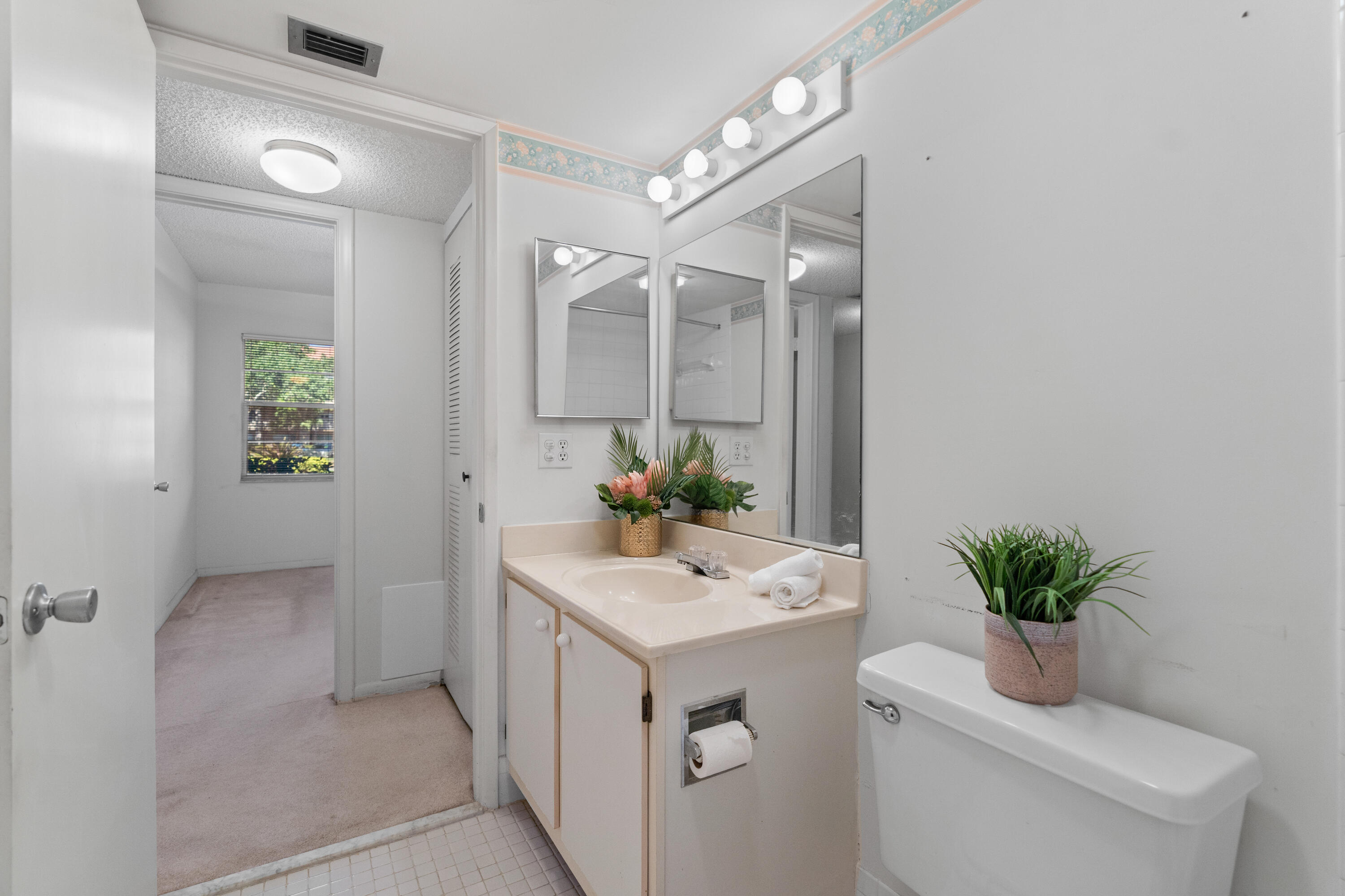 CAMBRIDGE AT CENTURY VILLAGE - Residential