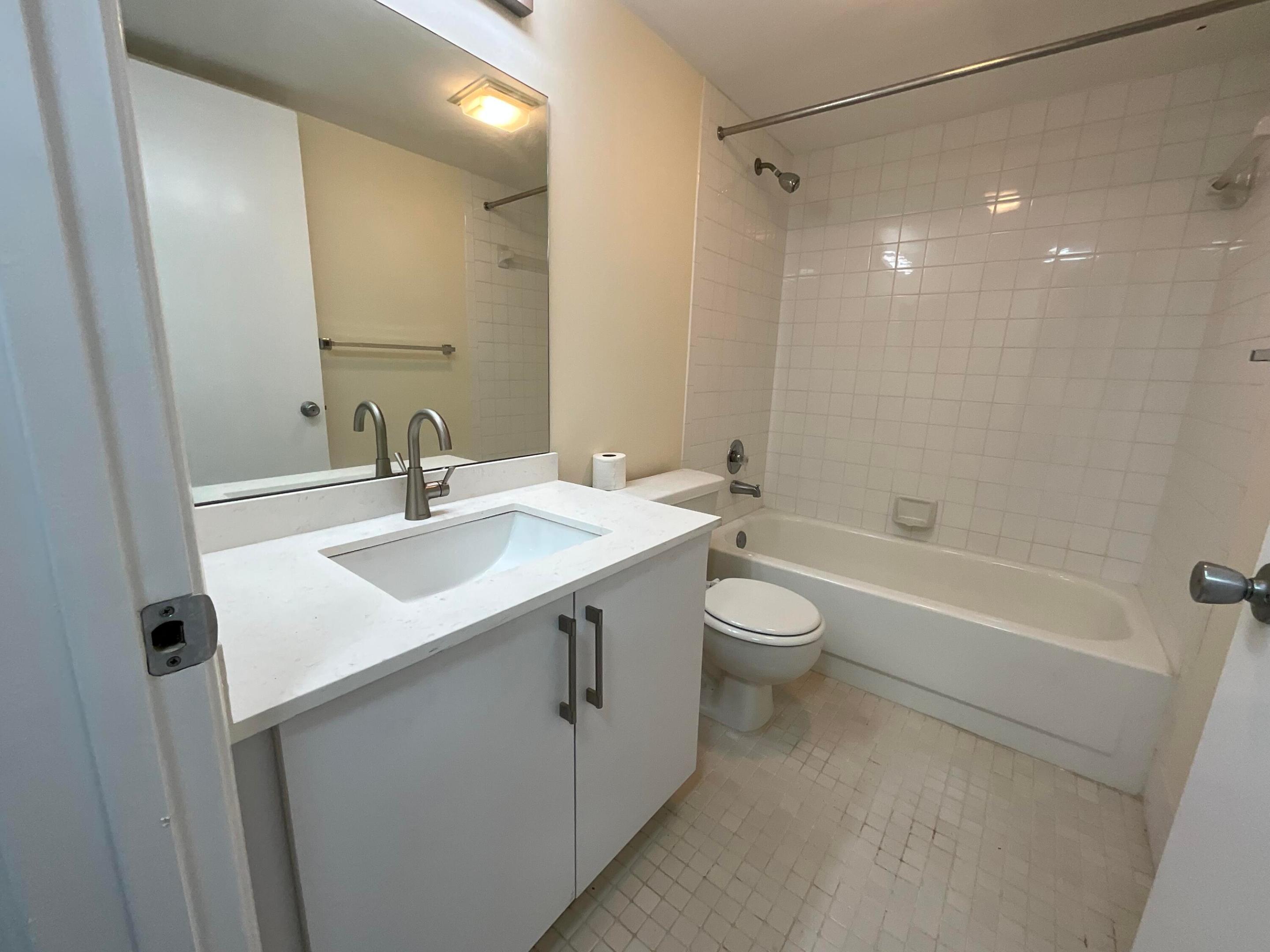 CAMBRIDGE AT CENTURY VILLAGE - Residential