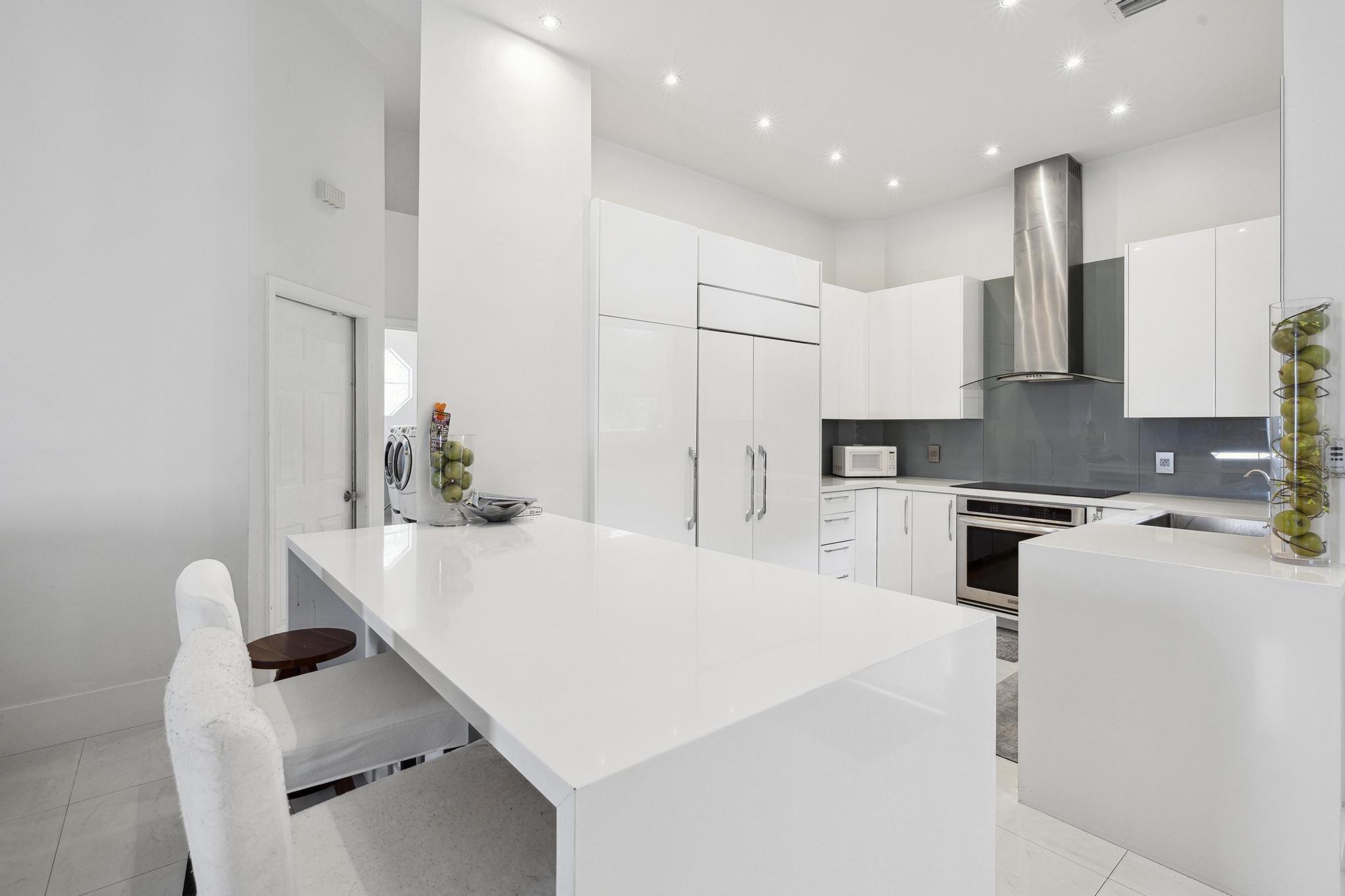 Regency Lakes At Coconut - Residential