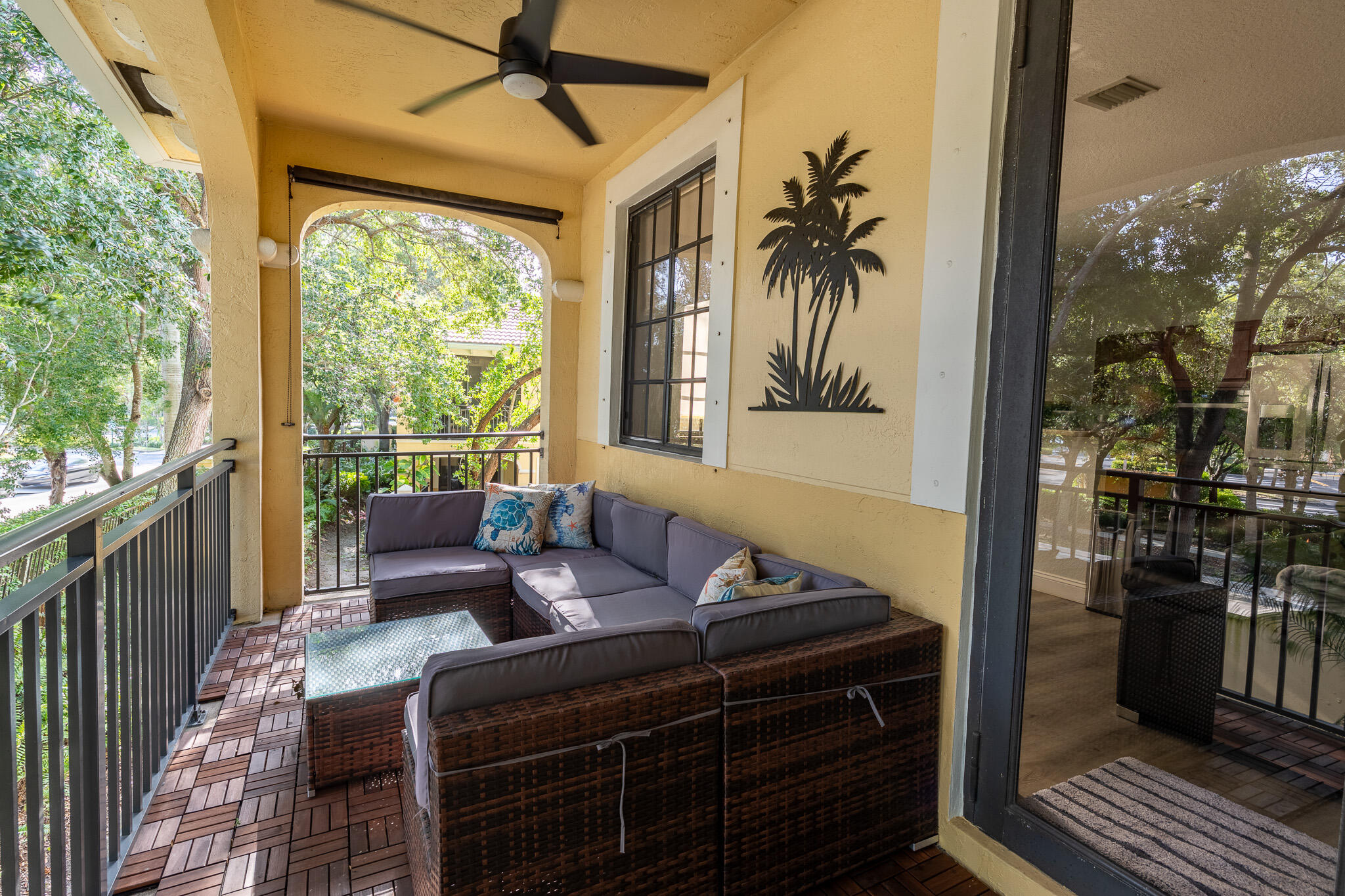 MARIPOSA POINTE AT WESTON TOWN - Residential