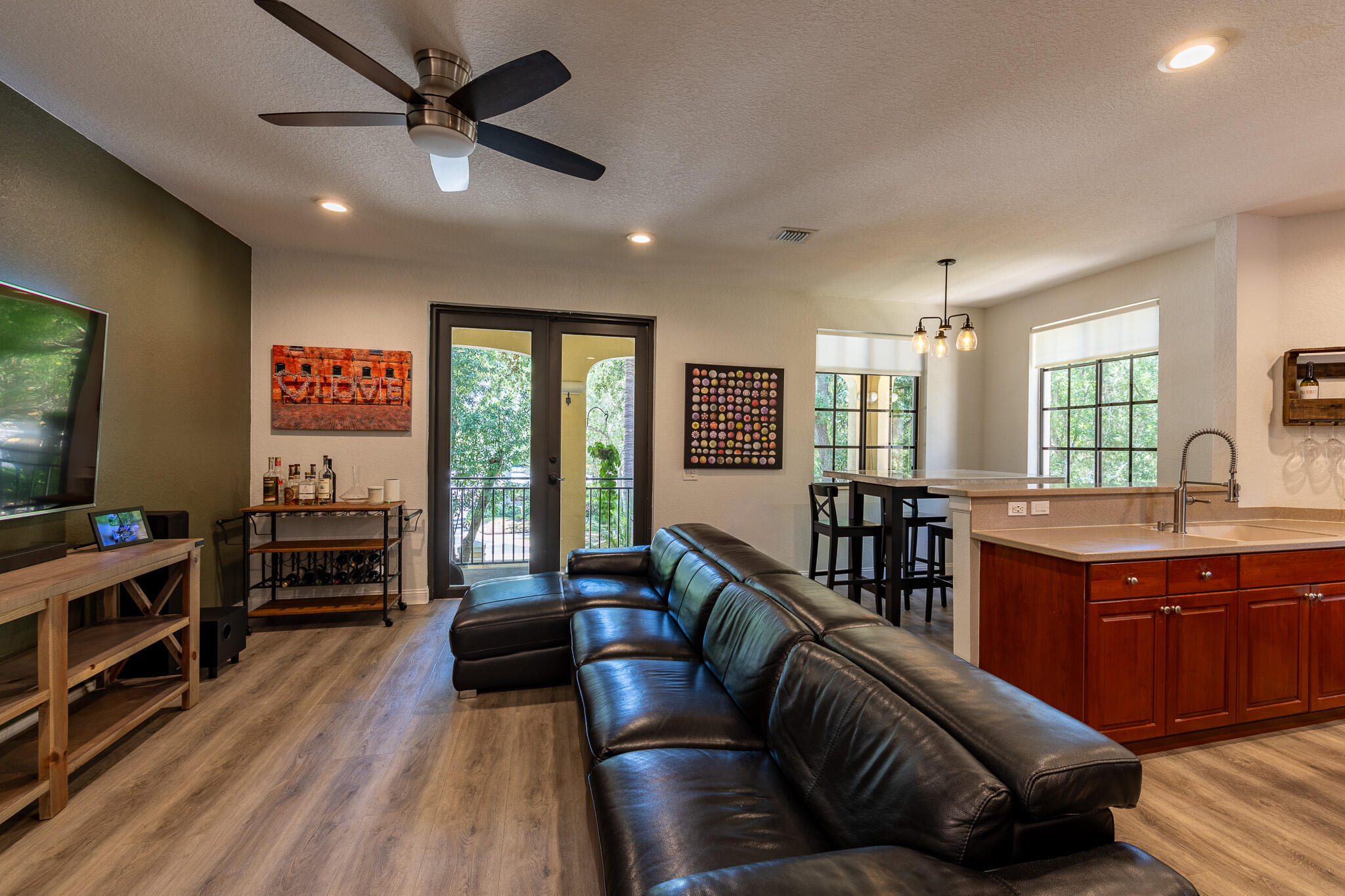 MARIPOSA POINTE AT WESTON TOWN - Residential