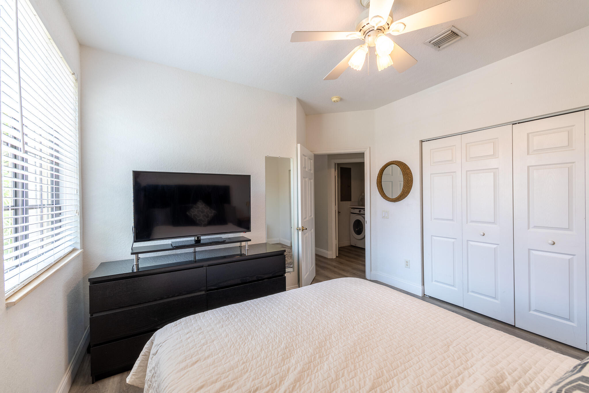MARIPOSA POINTE AT WESTON TOWN - Residential
