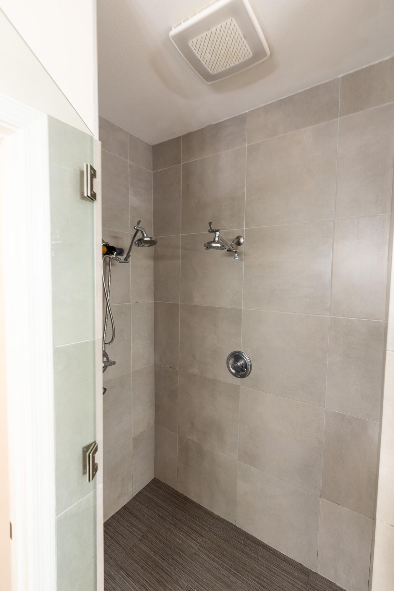 MARIPOSA POINTE AT WESTON TOWN - Residential