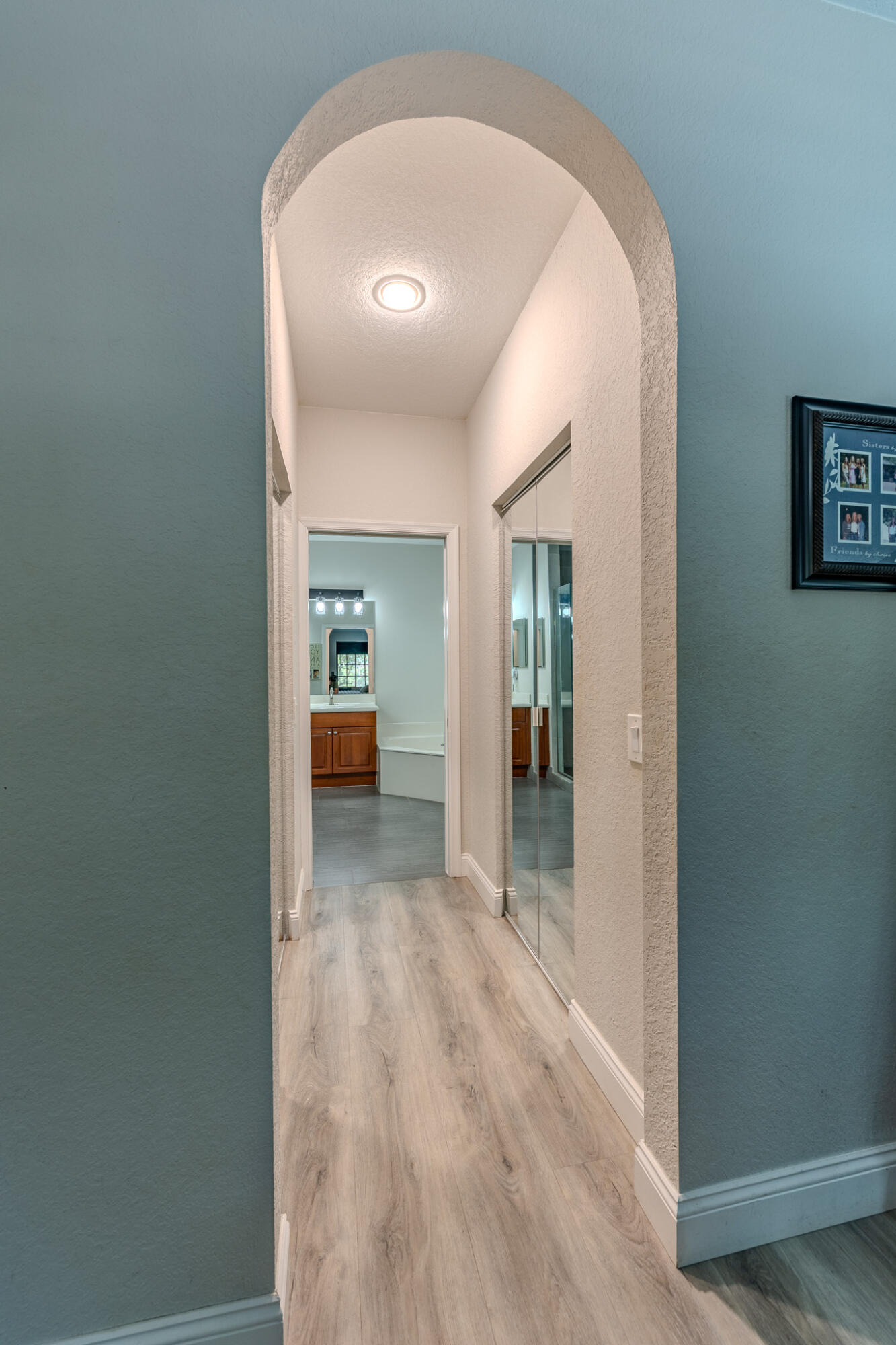 MARIPOSA POINTE AT WESTON TOWN - Residential