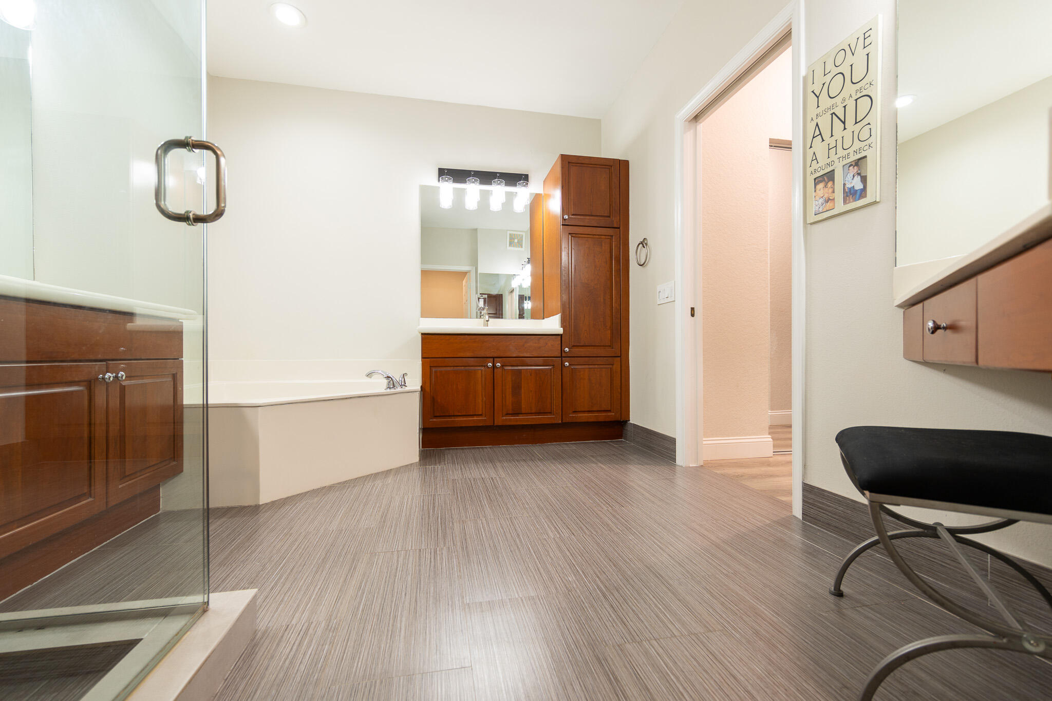 MARIPOSA POINTE AT WESTON TOWN - Residential
