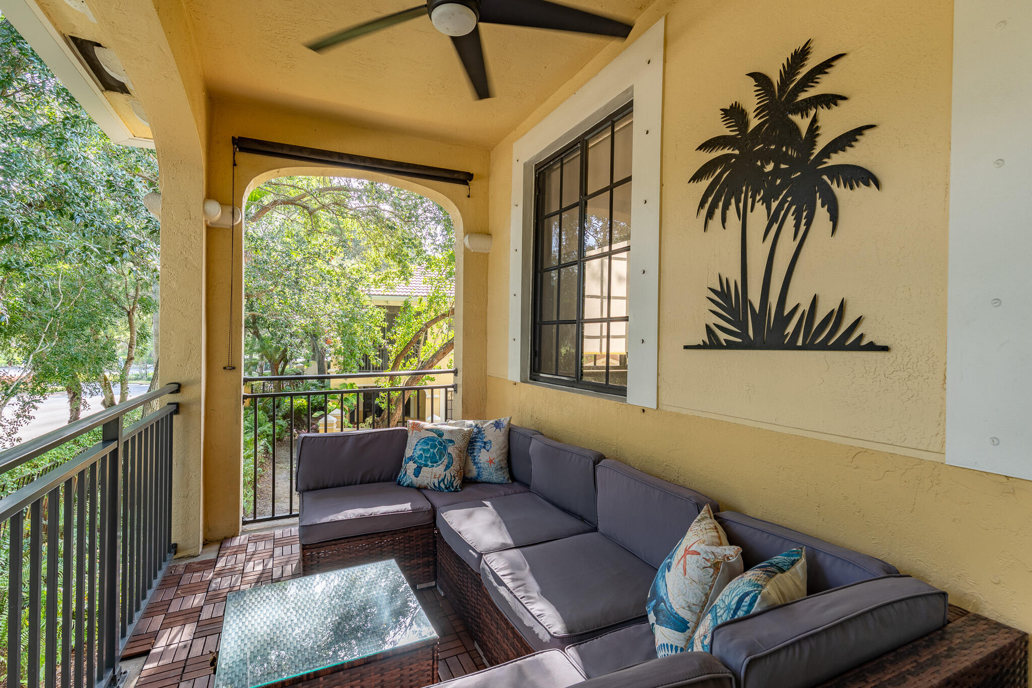MARIPOSA POINTE AT WESTON TOWN - Residential