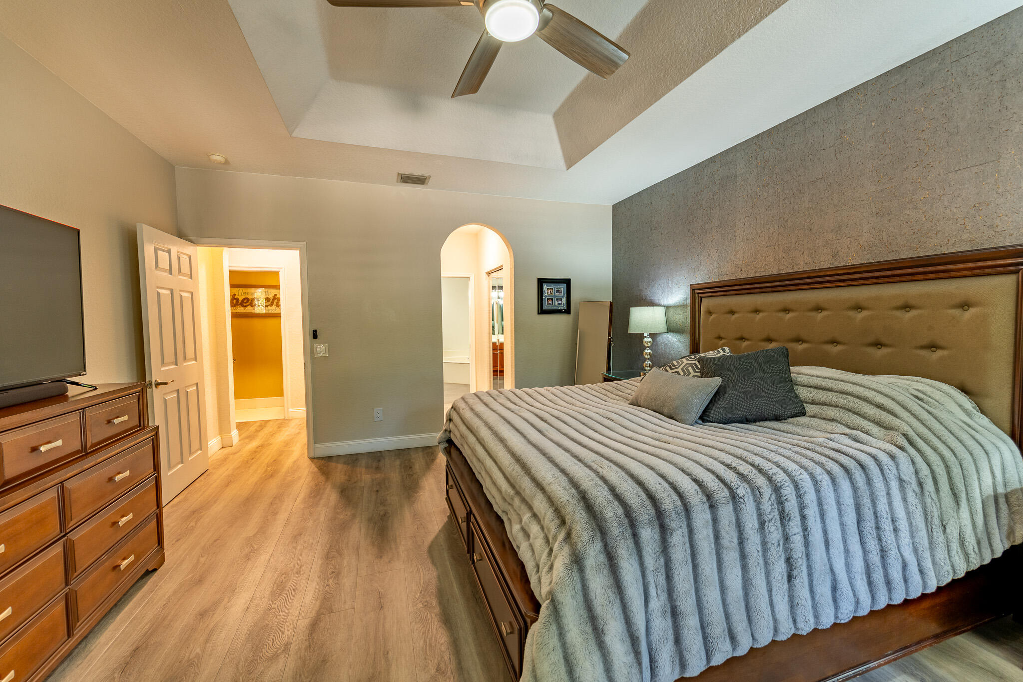 MARIPOSA POINTE AT WESTON TOWN - Residential