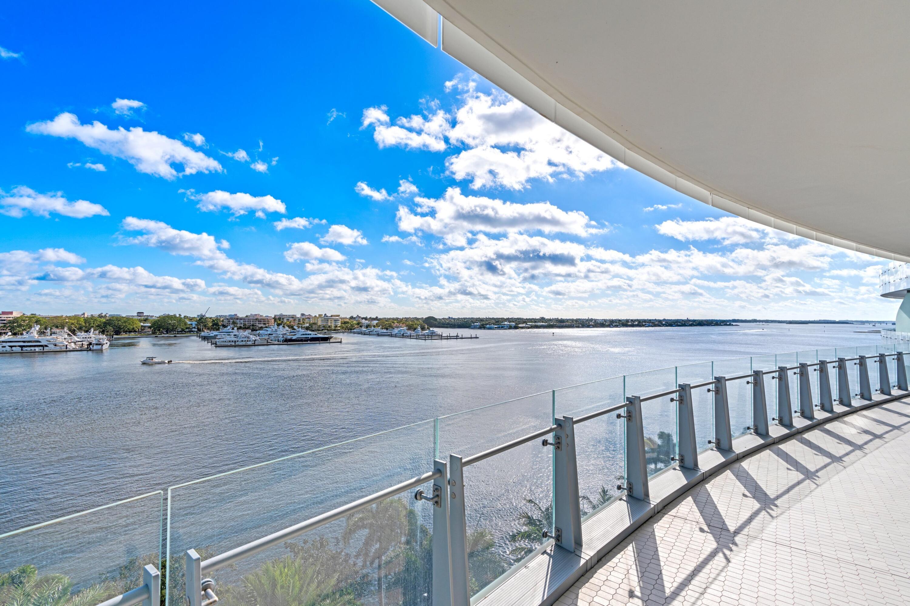 BRISTOL CONDO - Residential