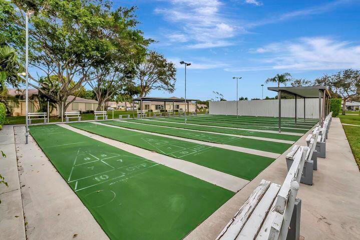 HIGH POINT OF DELRAY WEST CONDO SEC 1&2 - Residential