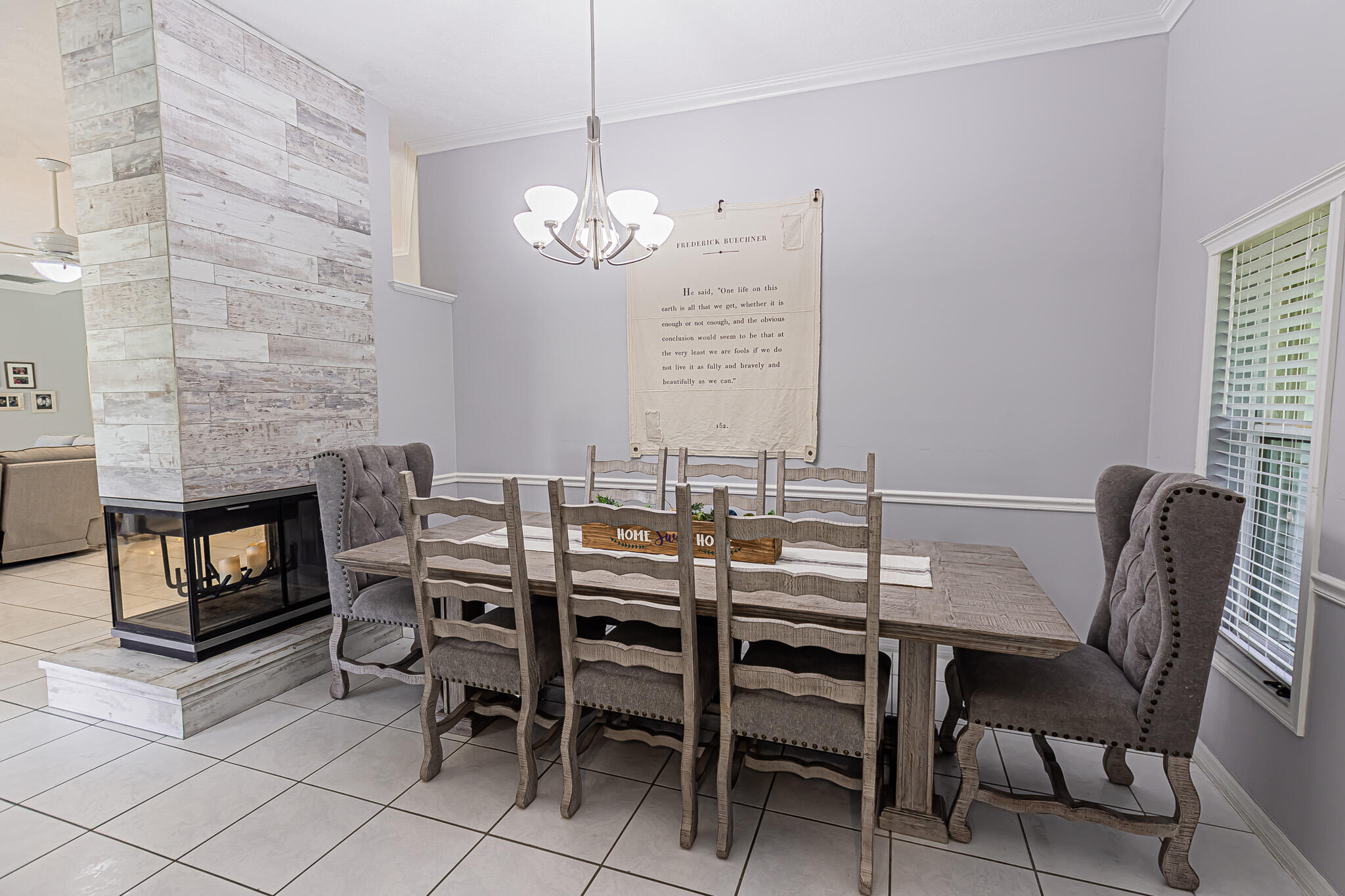 COUNTRY CLUB ESTATES - Residential