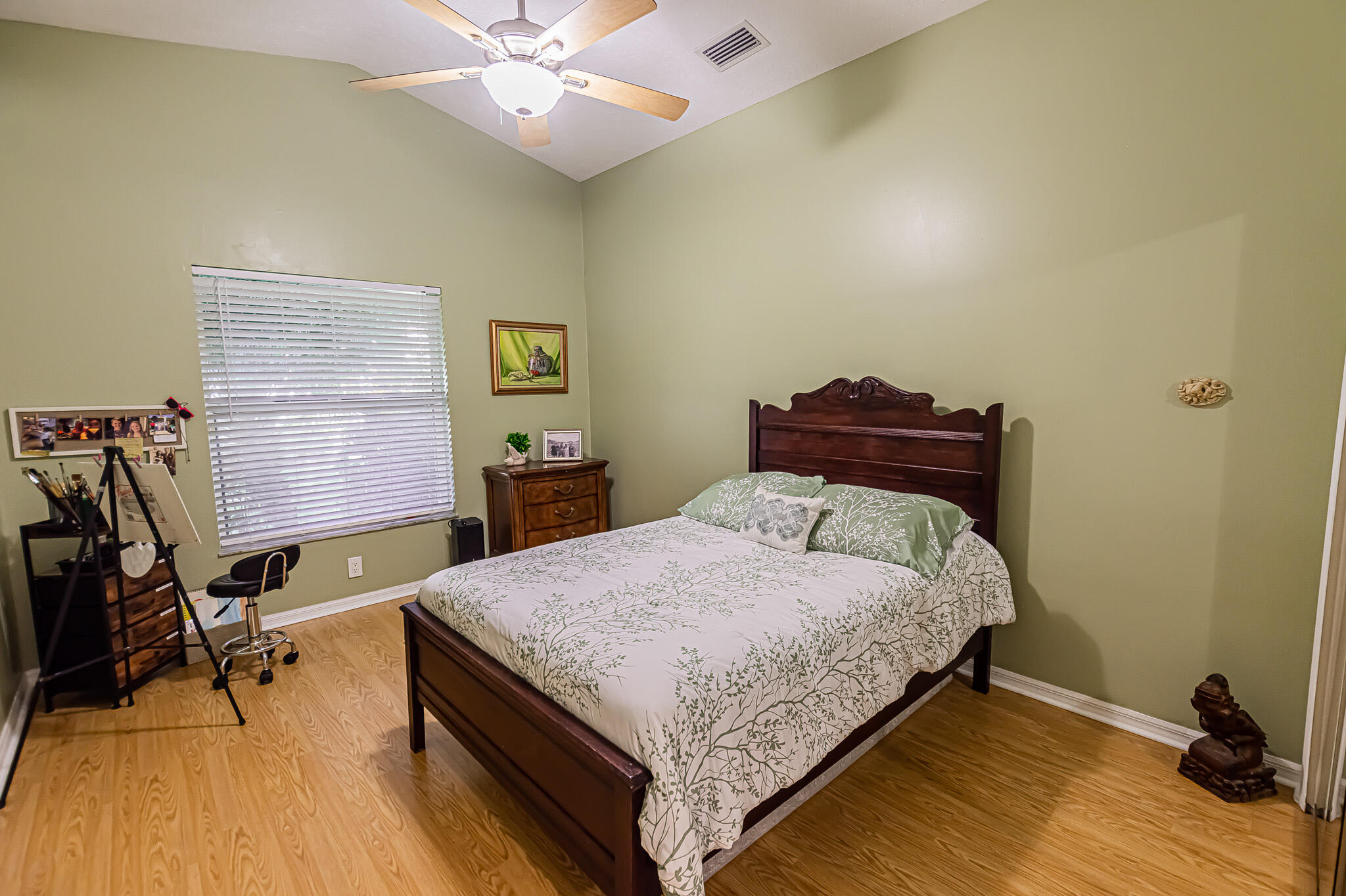 COUNTRY CLUB ESTATES - Residential
