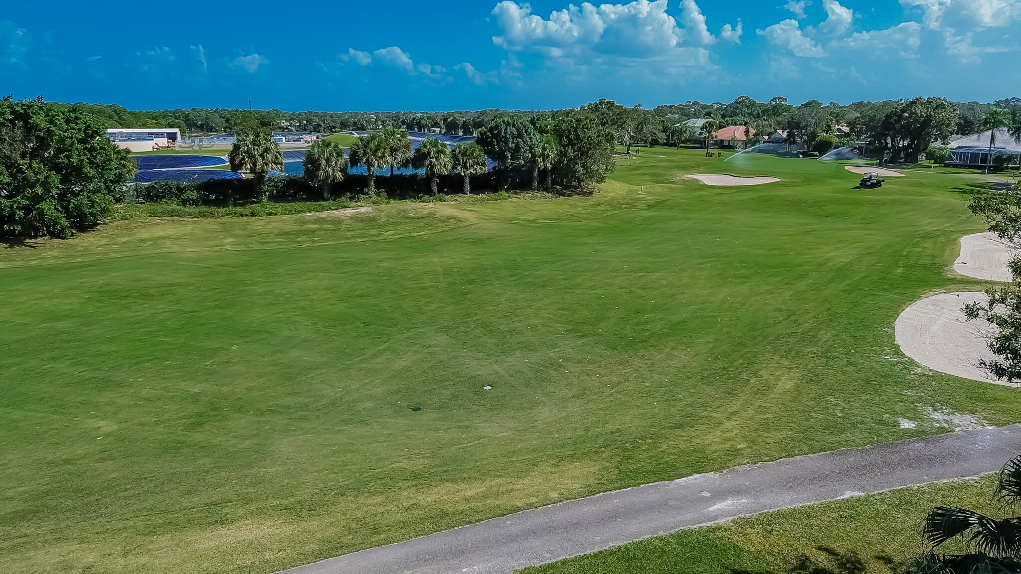 COUNTRY CLUB ESTATES - Residential