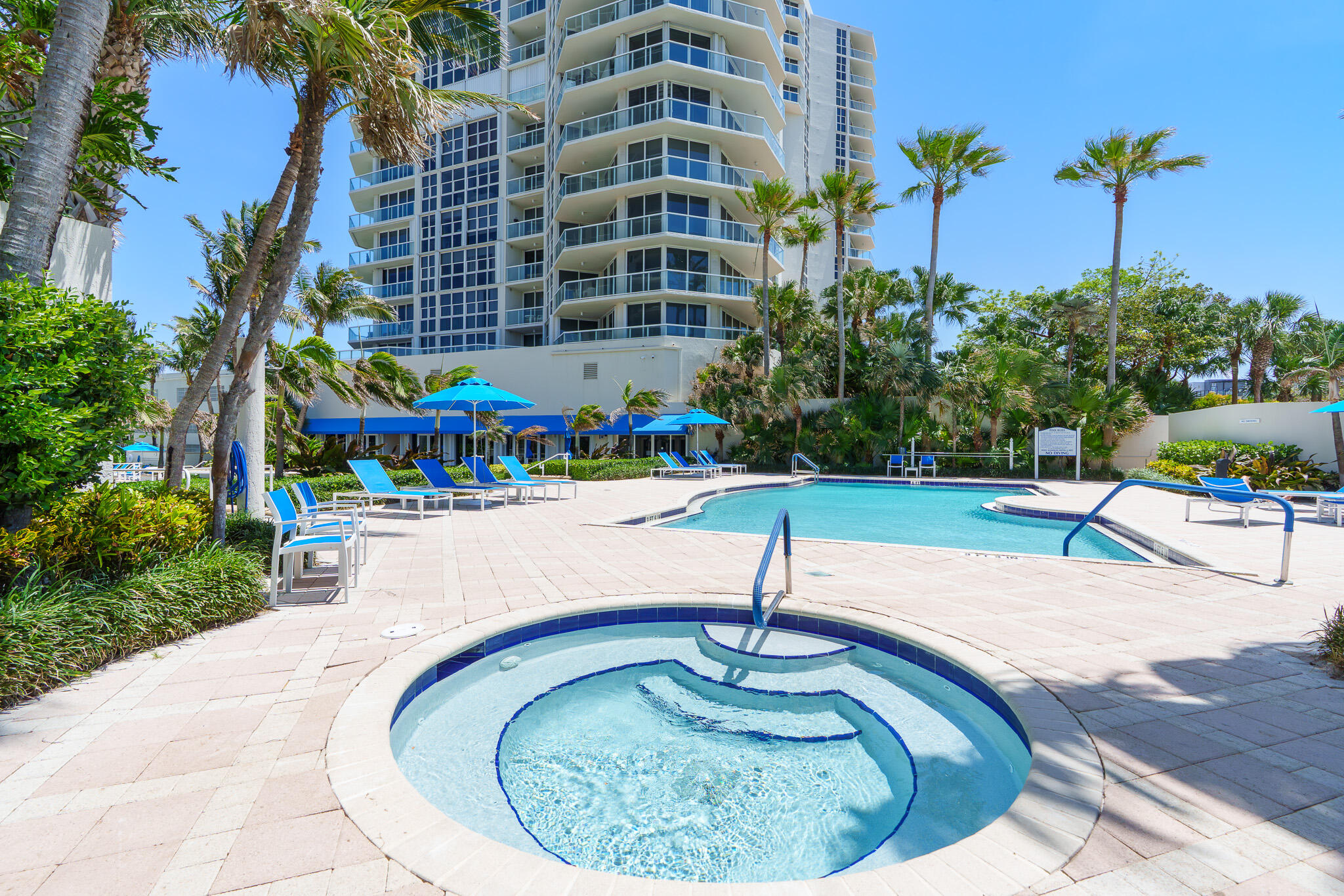 RENAISSANCE ON THE OCEAN - Residential
