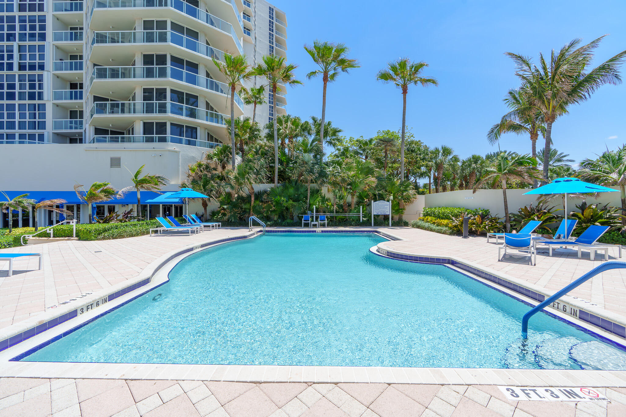 RENAISSANCE ON THE OCEAN - Residential
