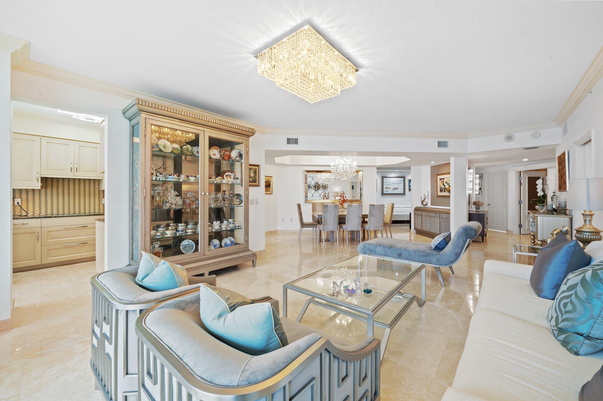 RENAISSANCE ON THE OCEAN - Residential