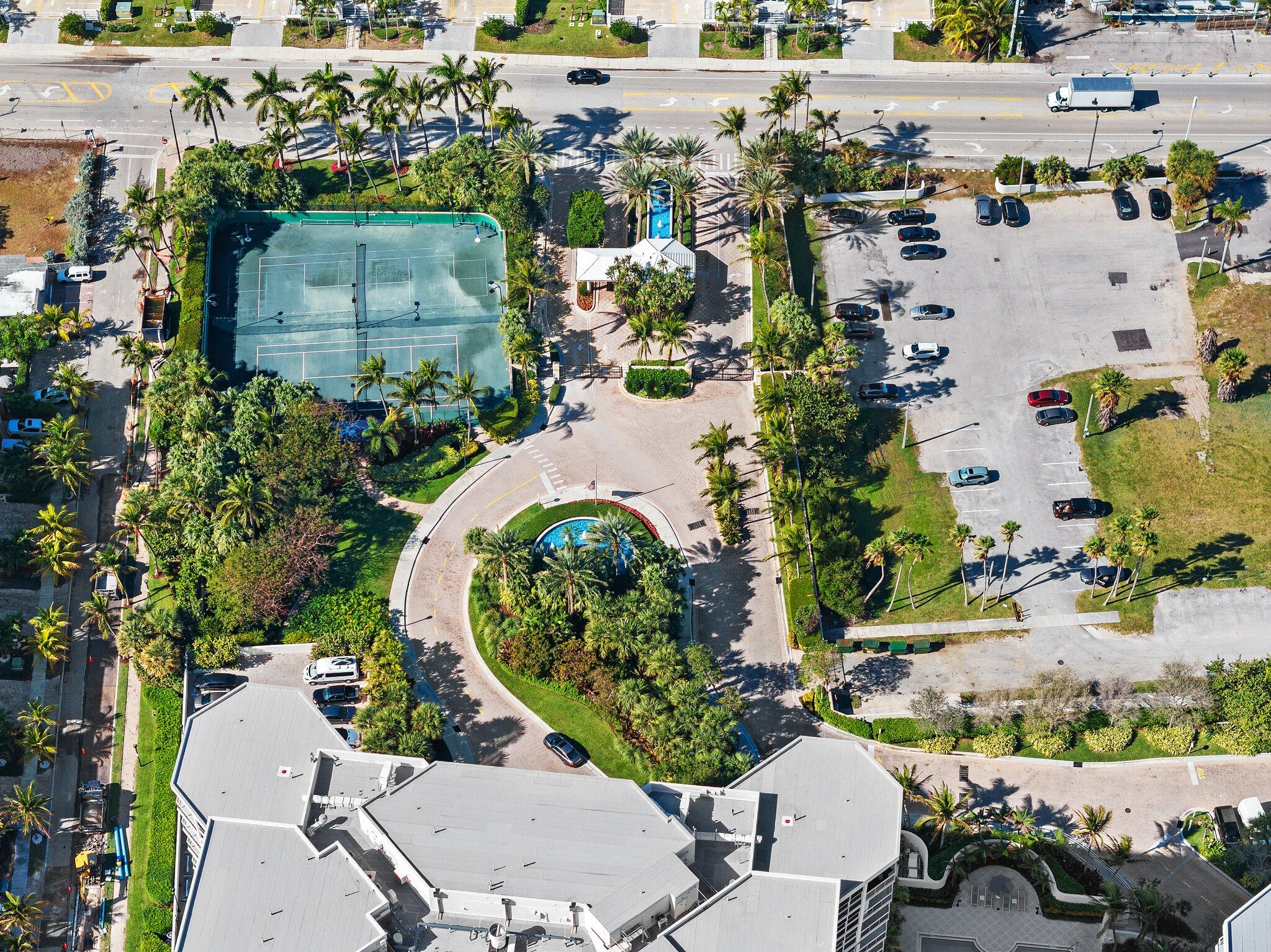 RENAISSANCE ON THE OCEAN - Residential