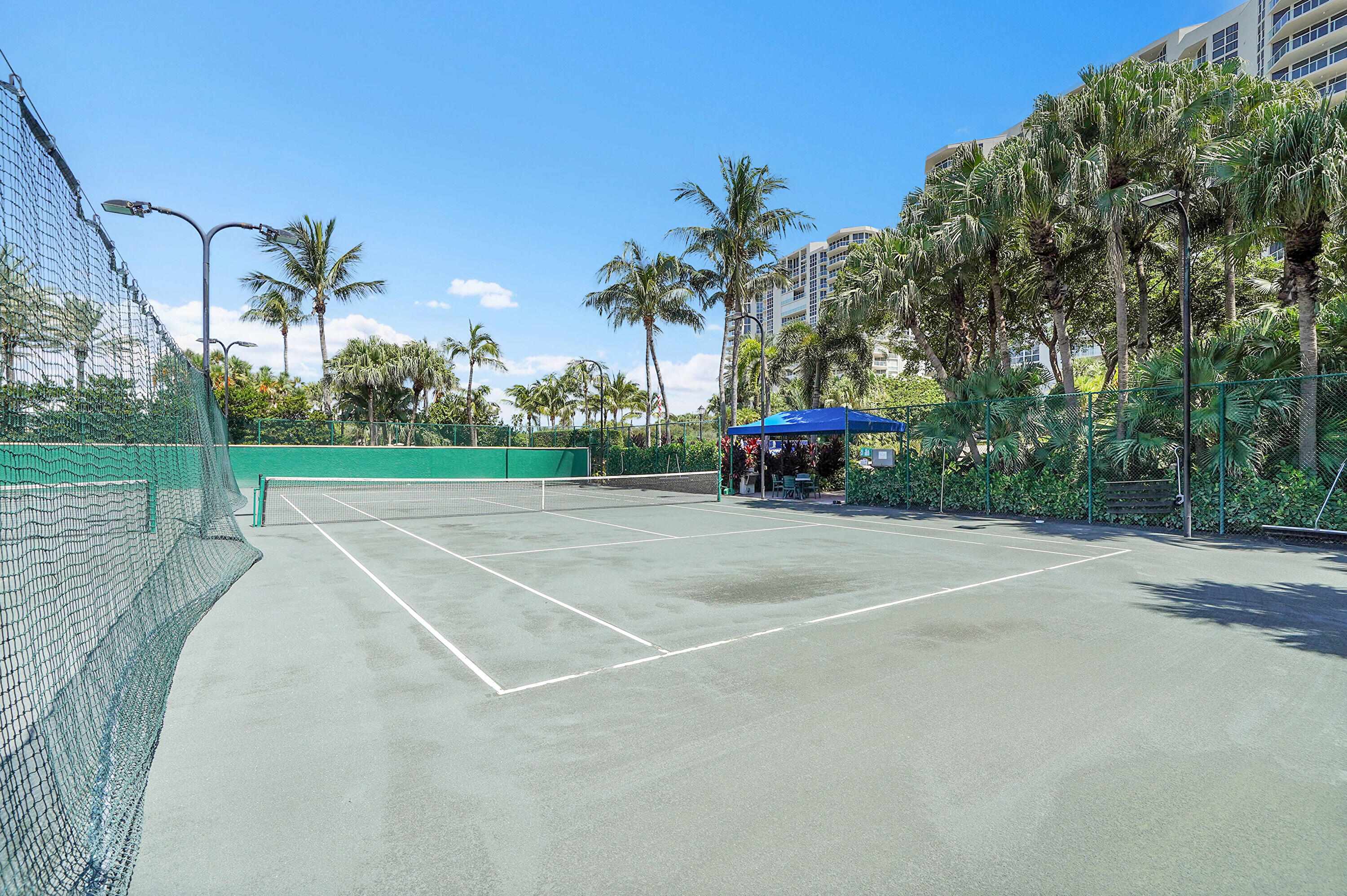 RENAISSANCE ON THE OCEAN - Residential