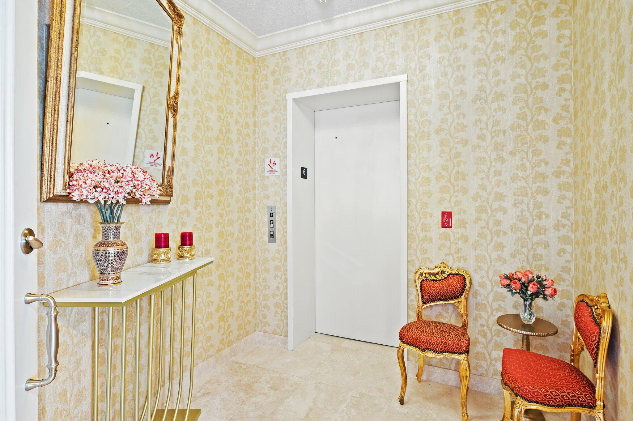 RENAISSANCE ON THE OCEAN - Residential