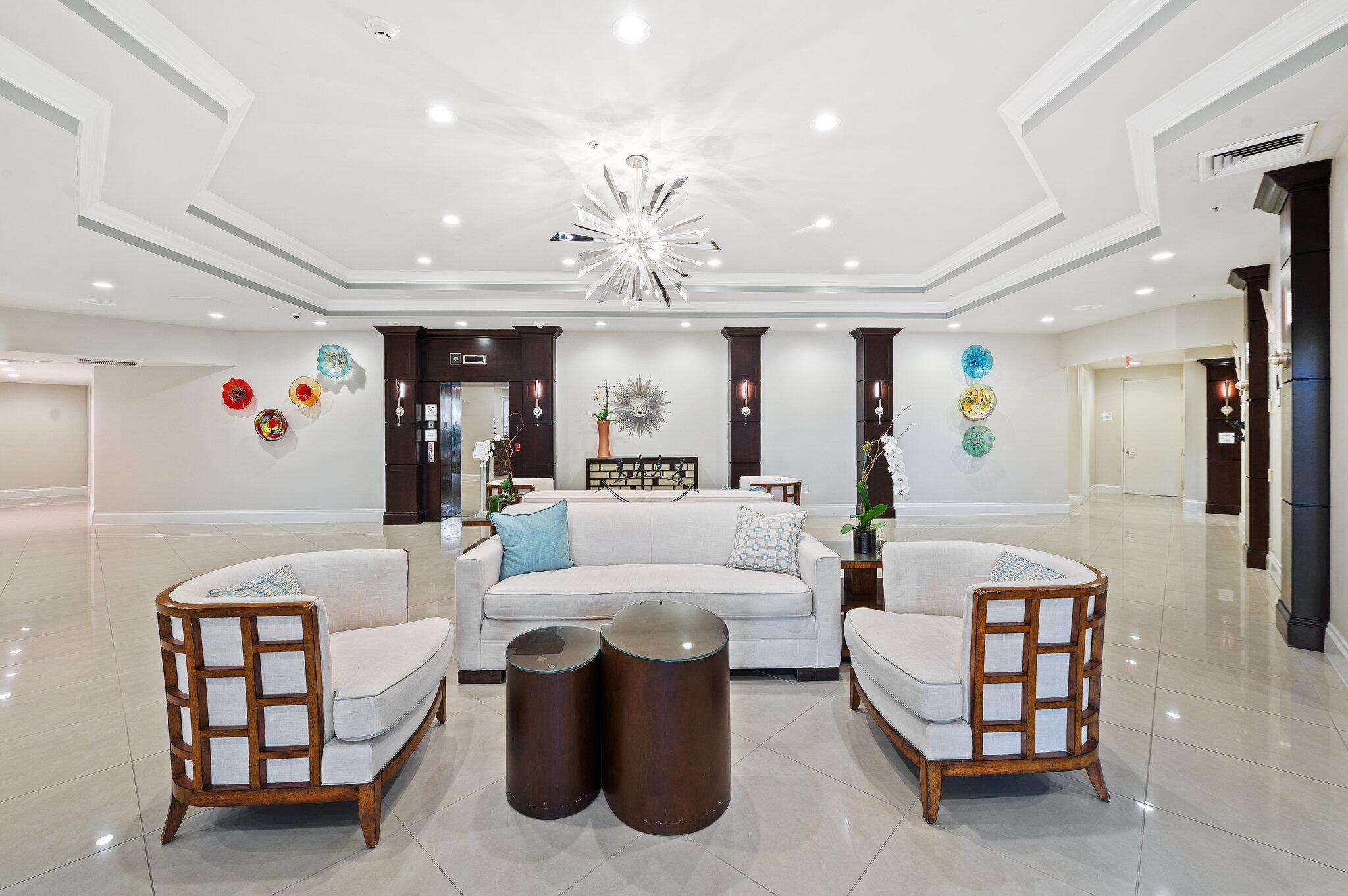 RENAISSANCE ON THE OCEAN - Residential