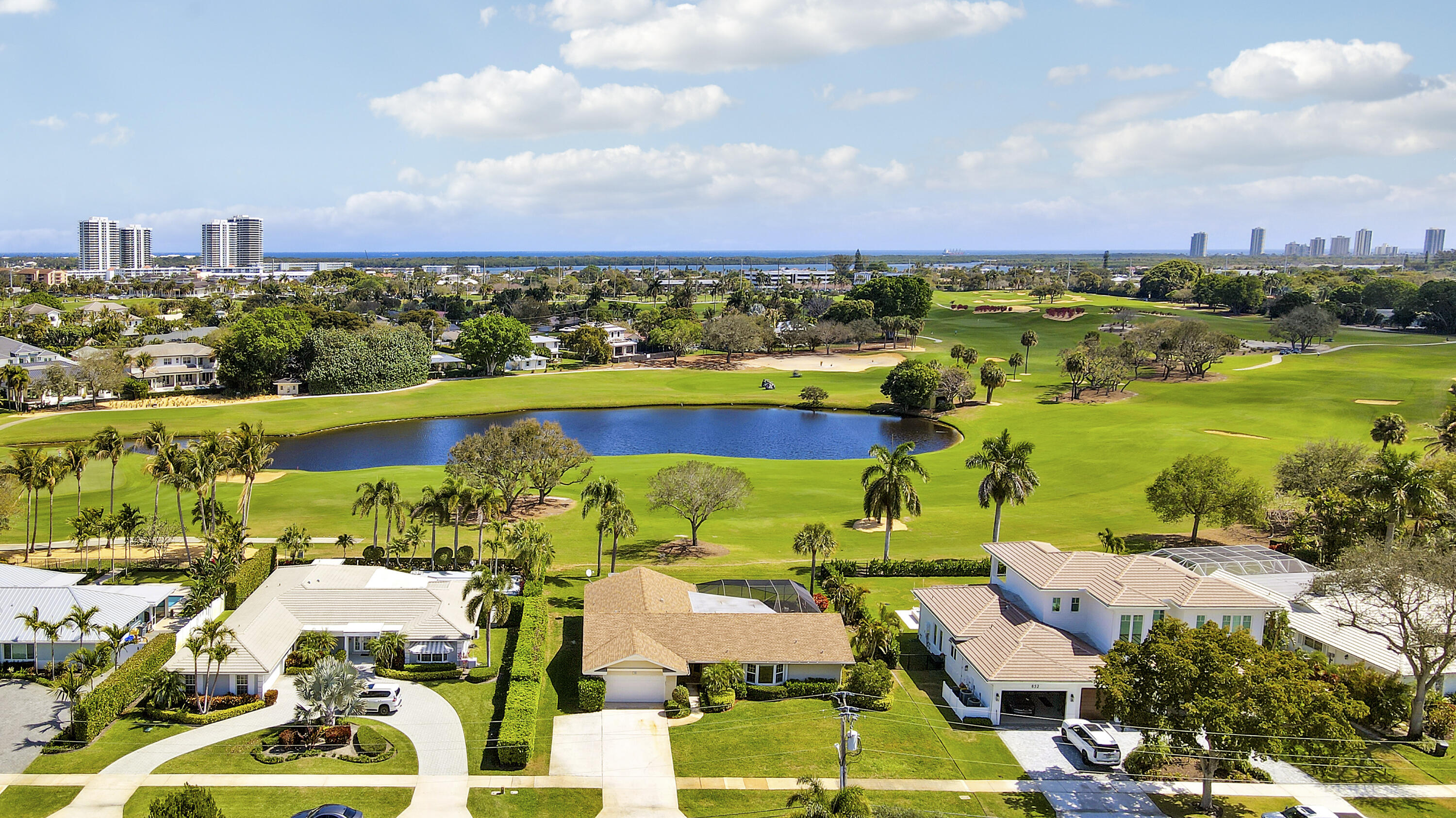 GOLF COURSE ADD TO VILLAGE OF NORTH PALM BEACH IN - Residential