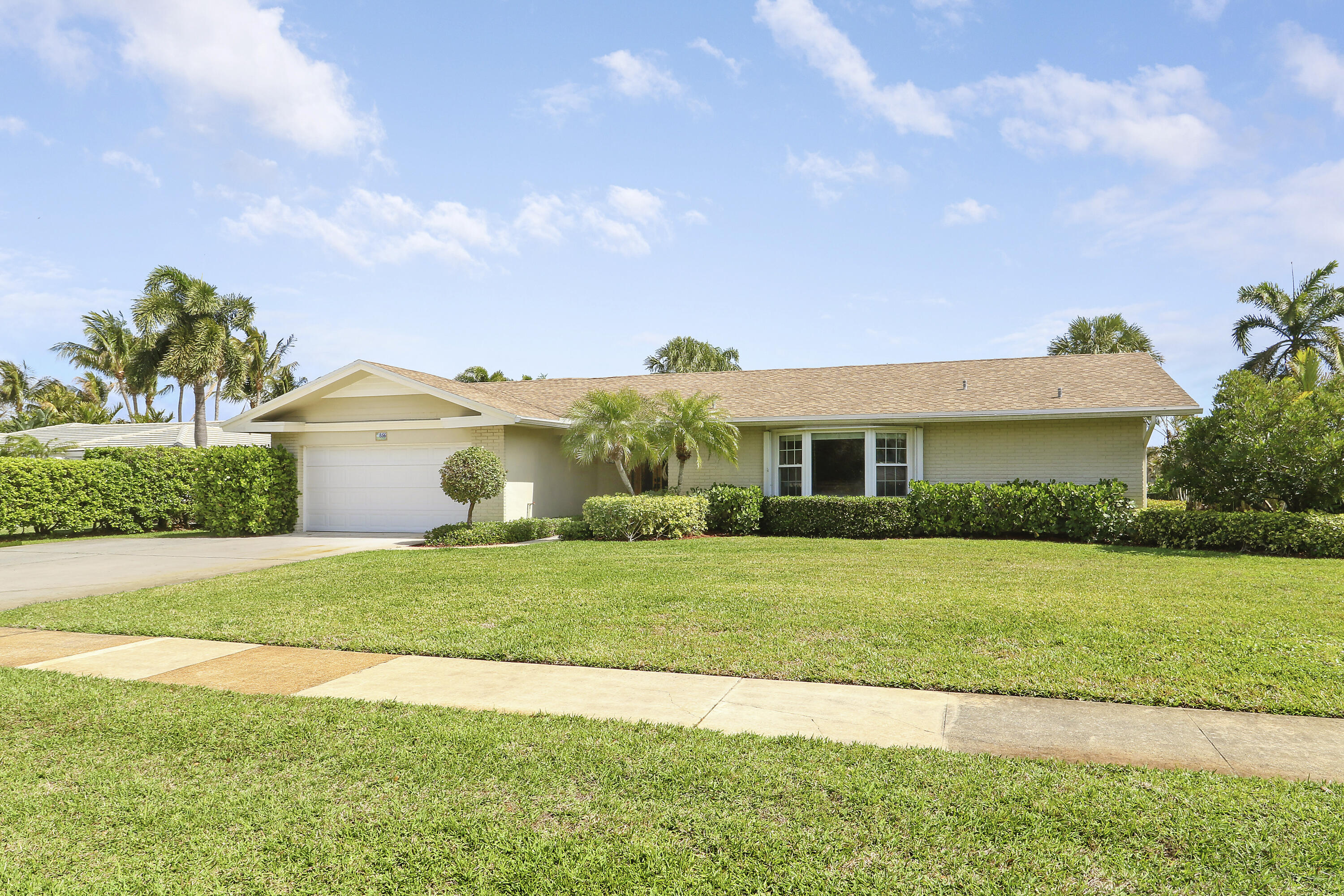GOLF COURSE ADD TO VILLAGE OF NORTH PALM BEACH IN - Residential